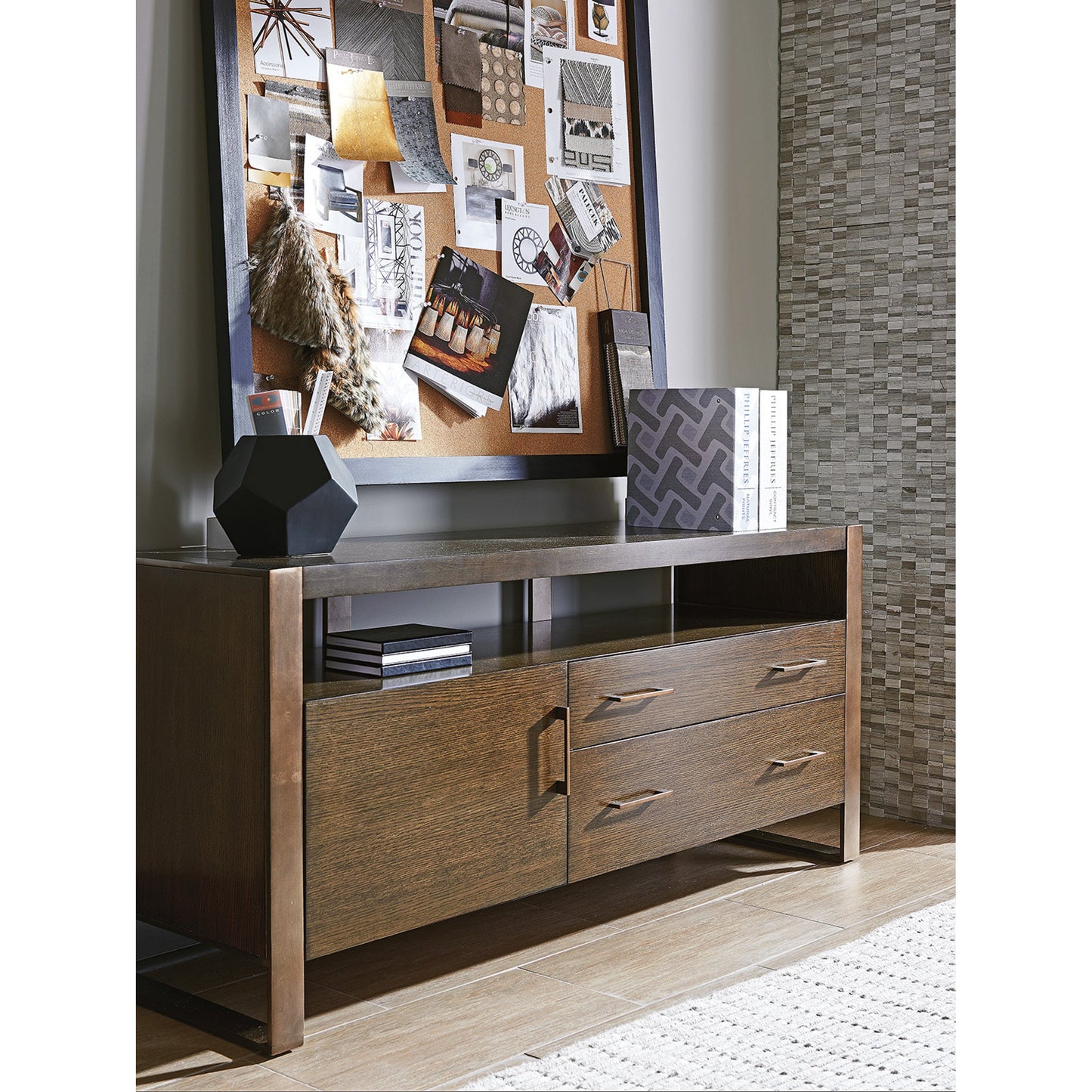 005 SR-835880 | Lifestyle | Paramount Media Console by Sligh. Made from unique in a transitional style.