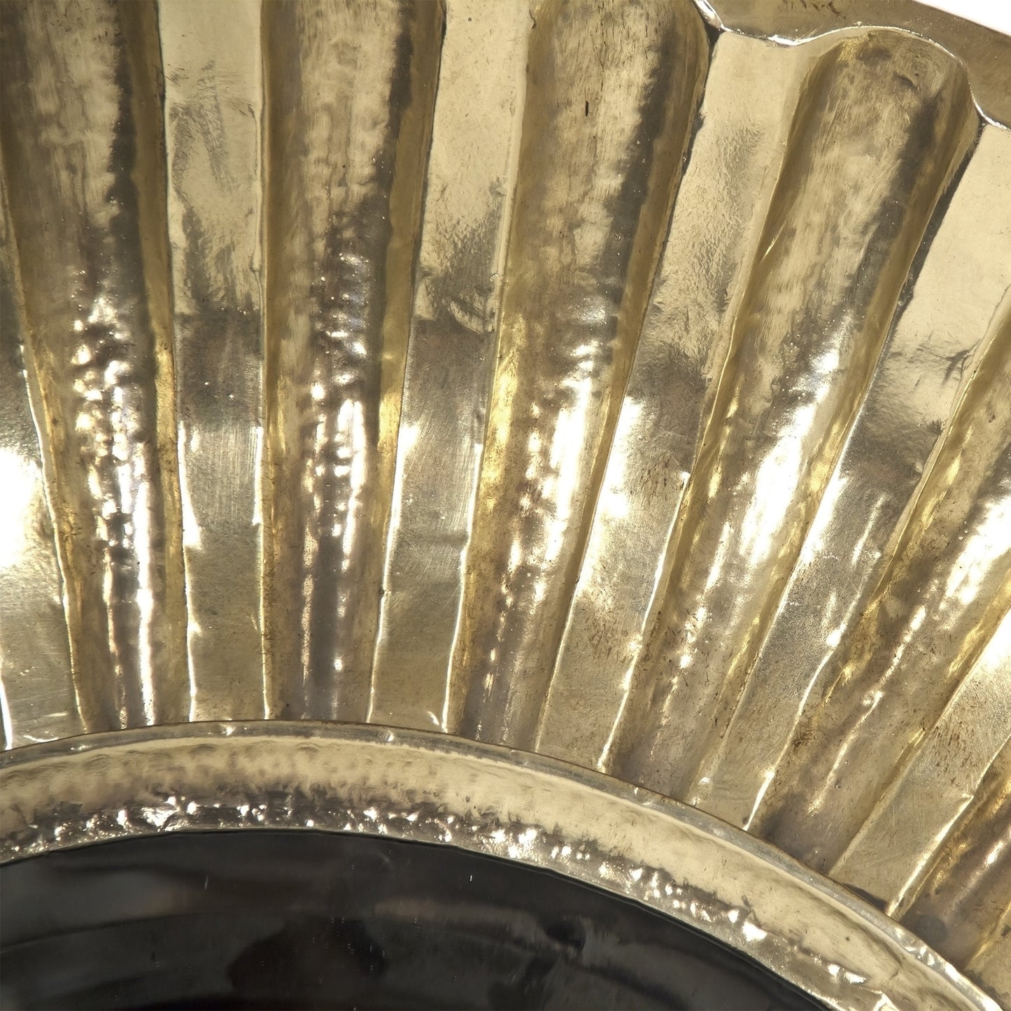 003 S-338343 | Closeup | Soleste Mirror by Zentique in gold and metal, mirror, mdf. Made from metal, mirror, mdf in a modern style.