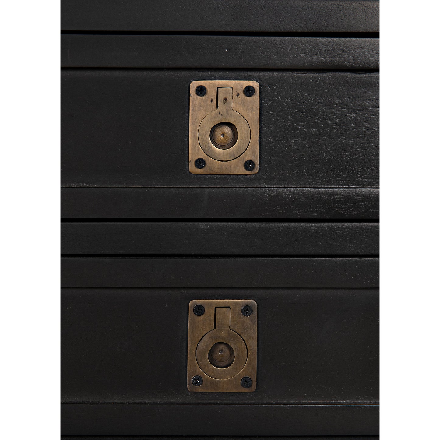 007 SI-1956833 | Additional Silo | Charles Chest by Noir in pale. Made from mahogany with brass handles in a transitional style.
