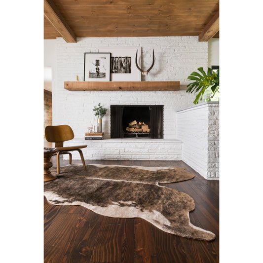 Grand Canyon GC-01 Rug by Loloi in camel, beige. Made from 100% acrylic in a rustic style.