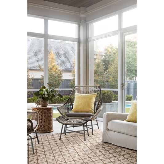 Isle IE-04 Rug by Loloi in beige, mocha. Made from 100% polypropylene in a modern style.