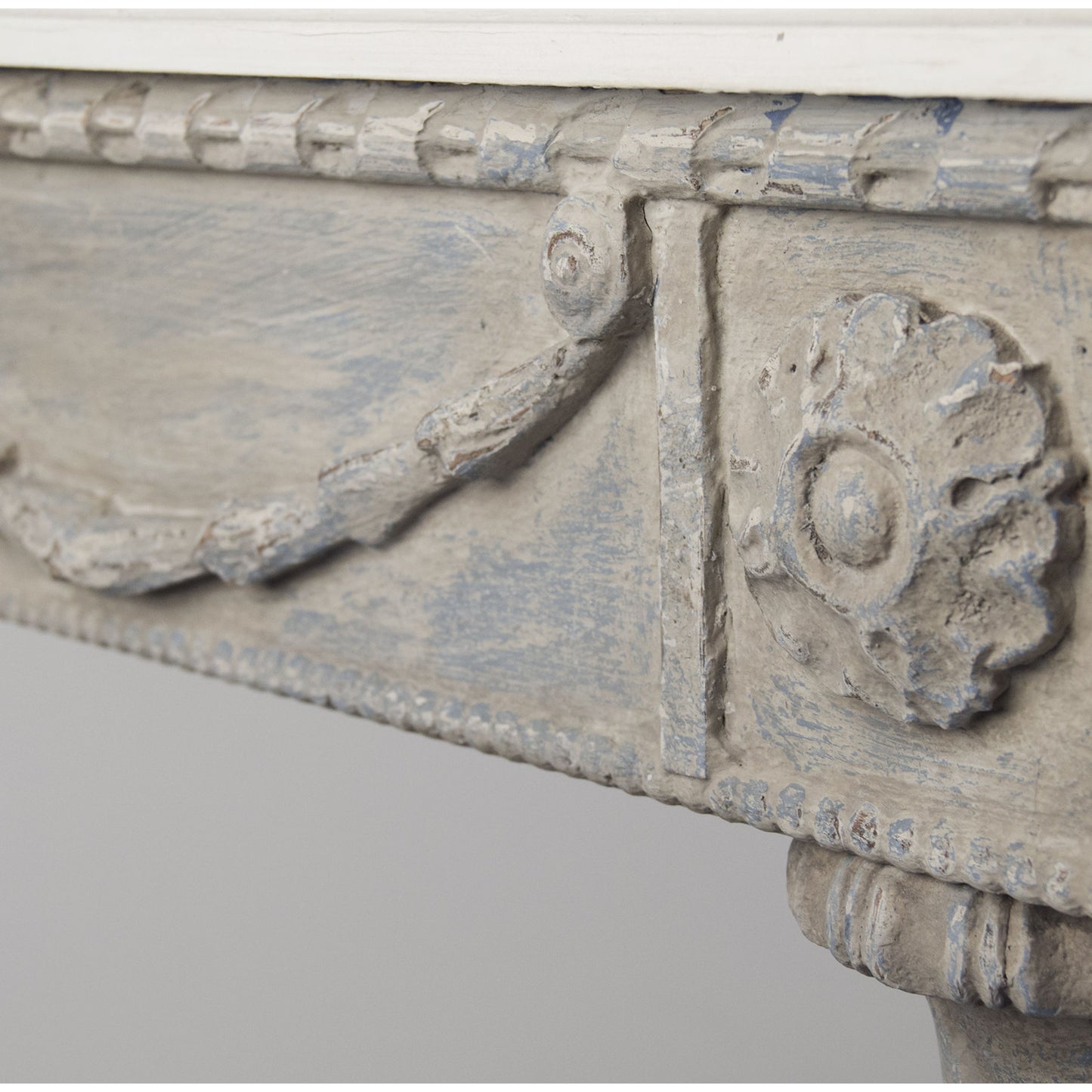 002 S-337687 | Closeup | Lucien Table by Zentique in white top, distressed blue gray base and birch, poplar. Made from birch, poplar in a traditional style.