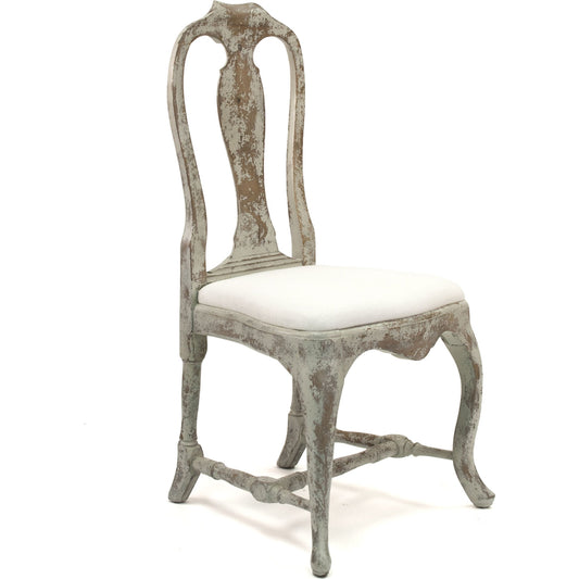 Provence Chair by Zentique in linen and birch. Made from birch in a traditional style.
