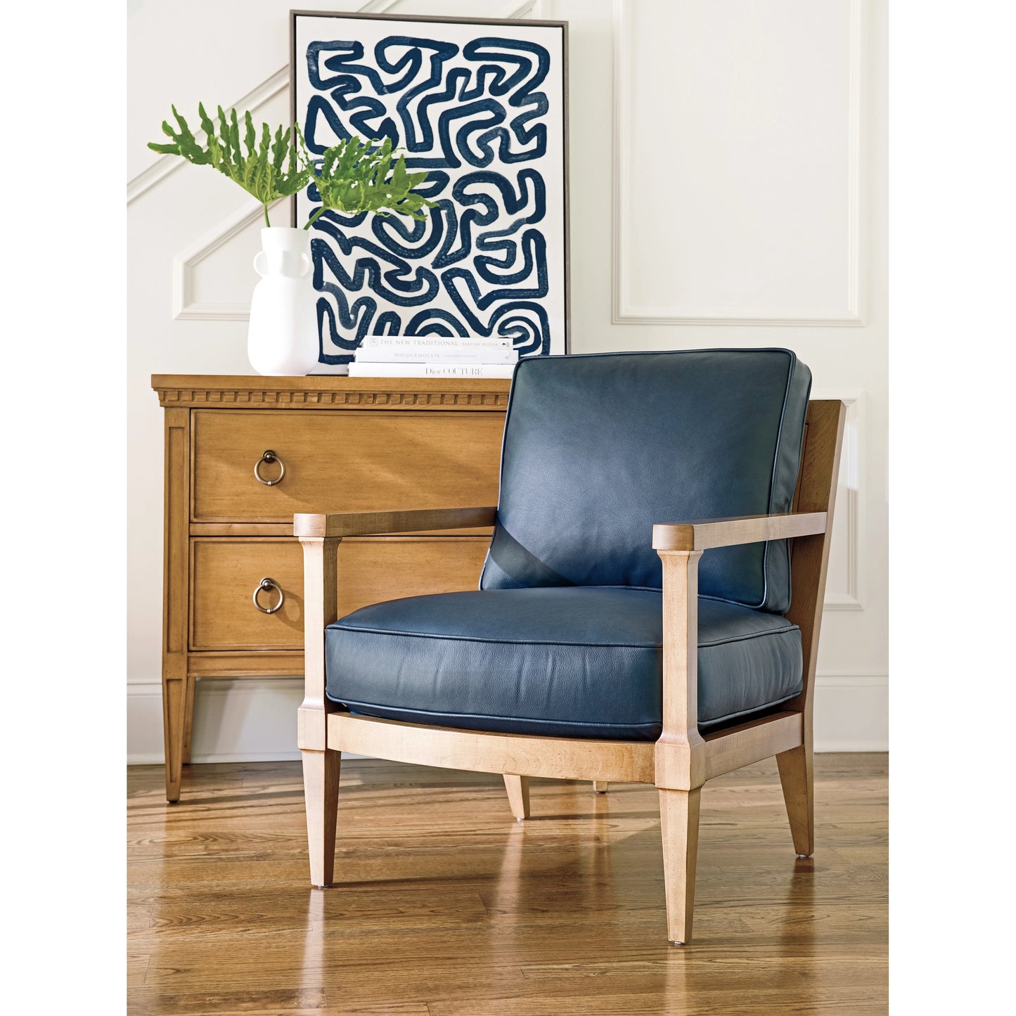 003 SI-1962975 | Lifestyle | Splashes Leather Chair by Lexington in seabreeze. Made from unique in a modern style.