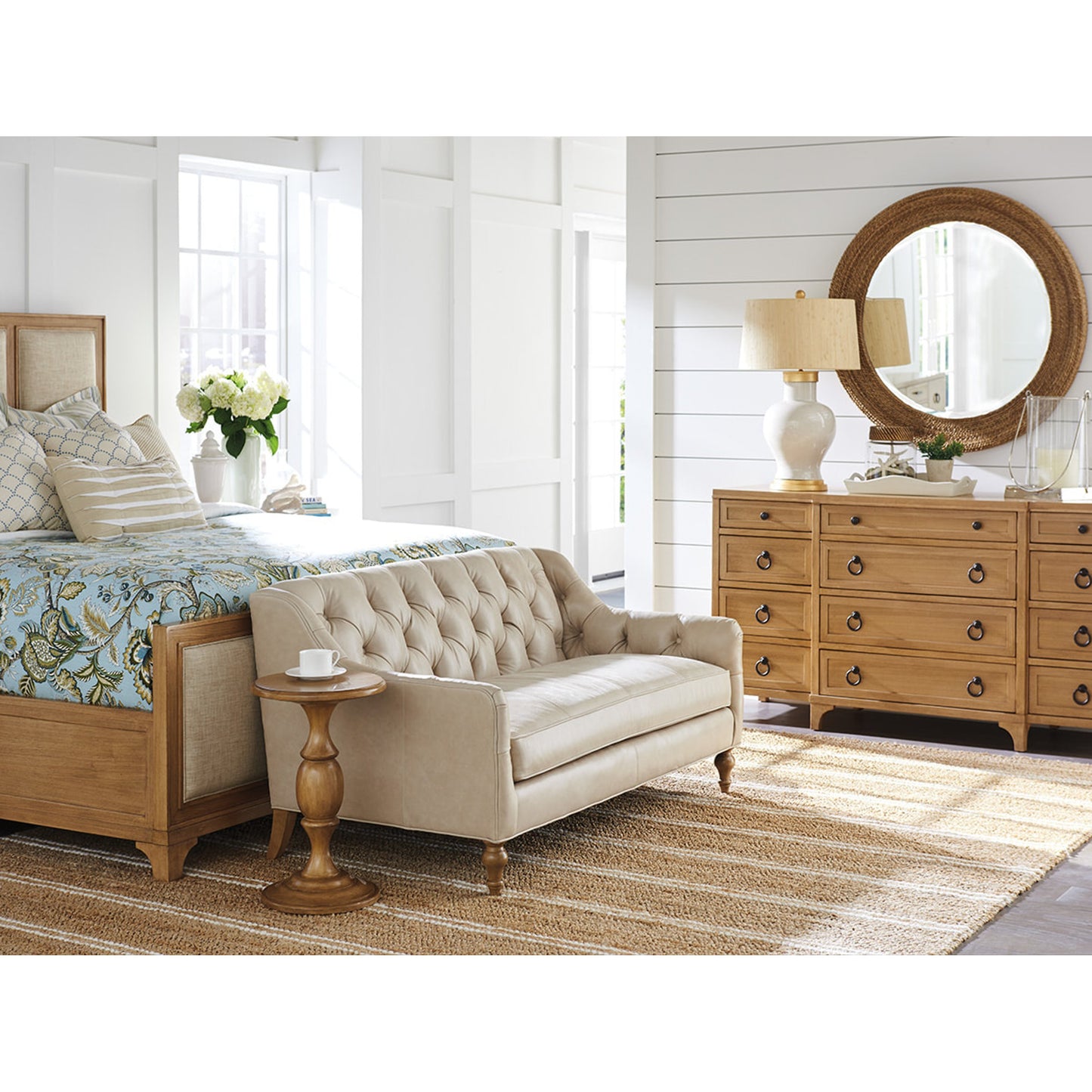 005 SR-834894 | Lifestyle | Garnet Breakfront Dresser by Lexington. Made from unique in a traditional style.
