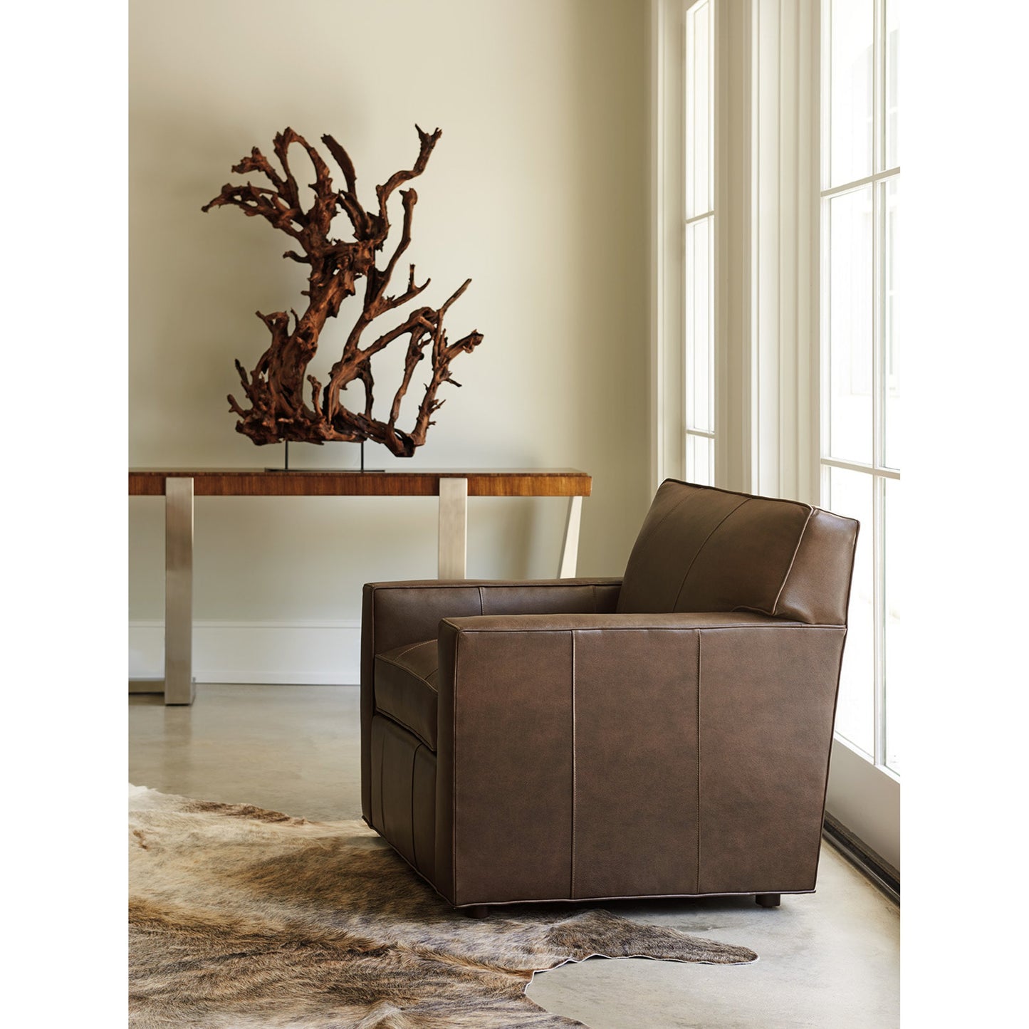 003 SR-835093 | Lifestyle | Ardsley Leather Chair by Lexington. Made from unique in a transitional style.
