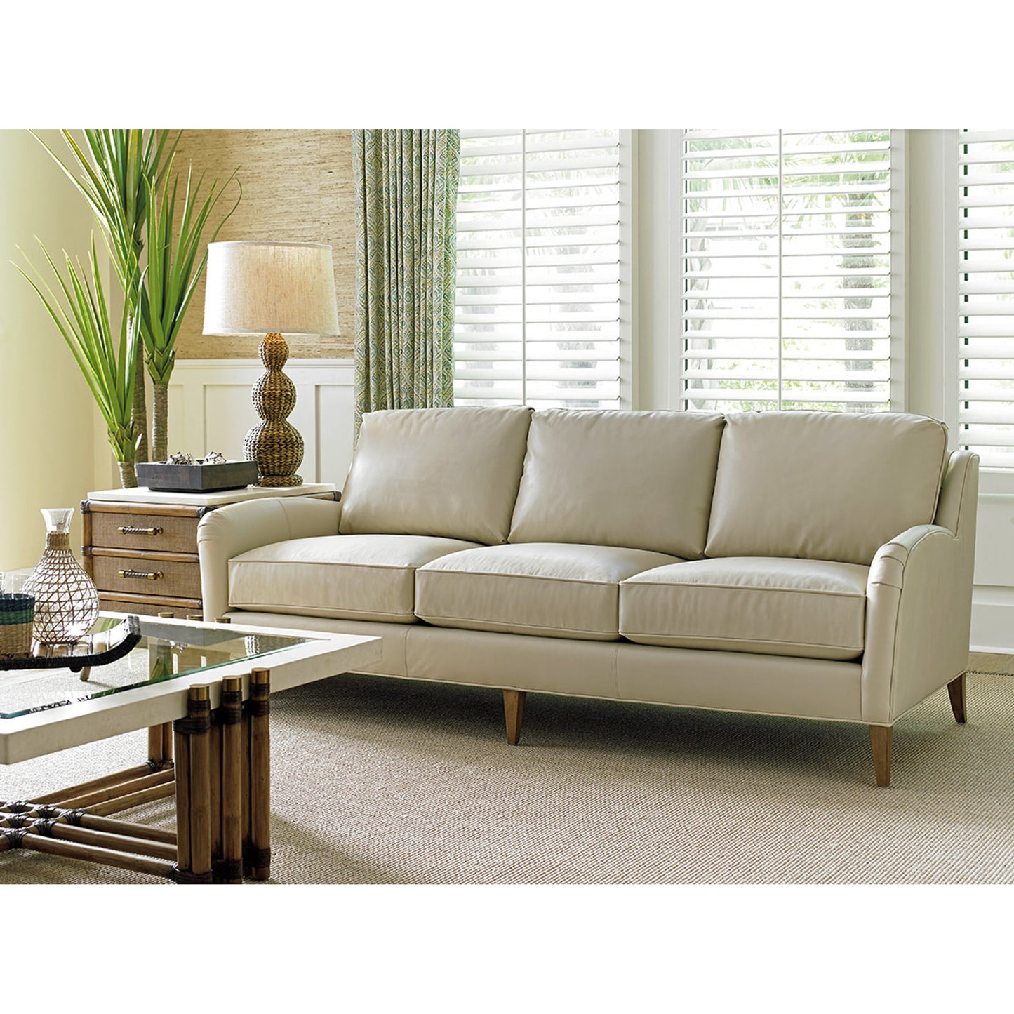 002 SR-836031 | Lifestyle | Coconut Grove Leather Sofa by Tommy Bahama Home in sailcloth. Made from unique in a transitional style.