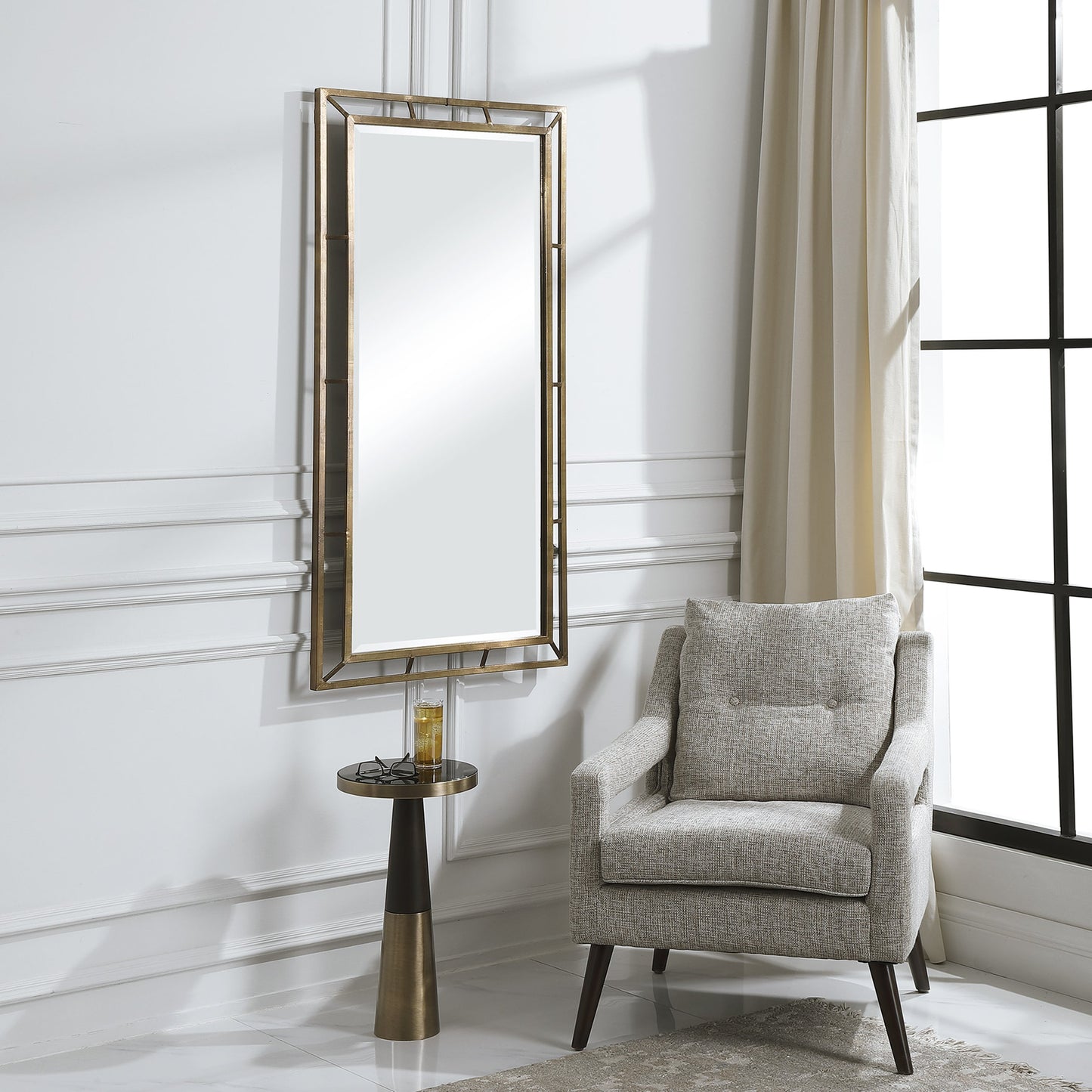 002 SR-860951 | Lifestyle | Farrow Mirror by Uttermost in copper. Made from iron, copper sheet, mirror, mdf in a transitional style.