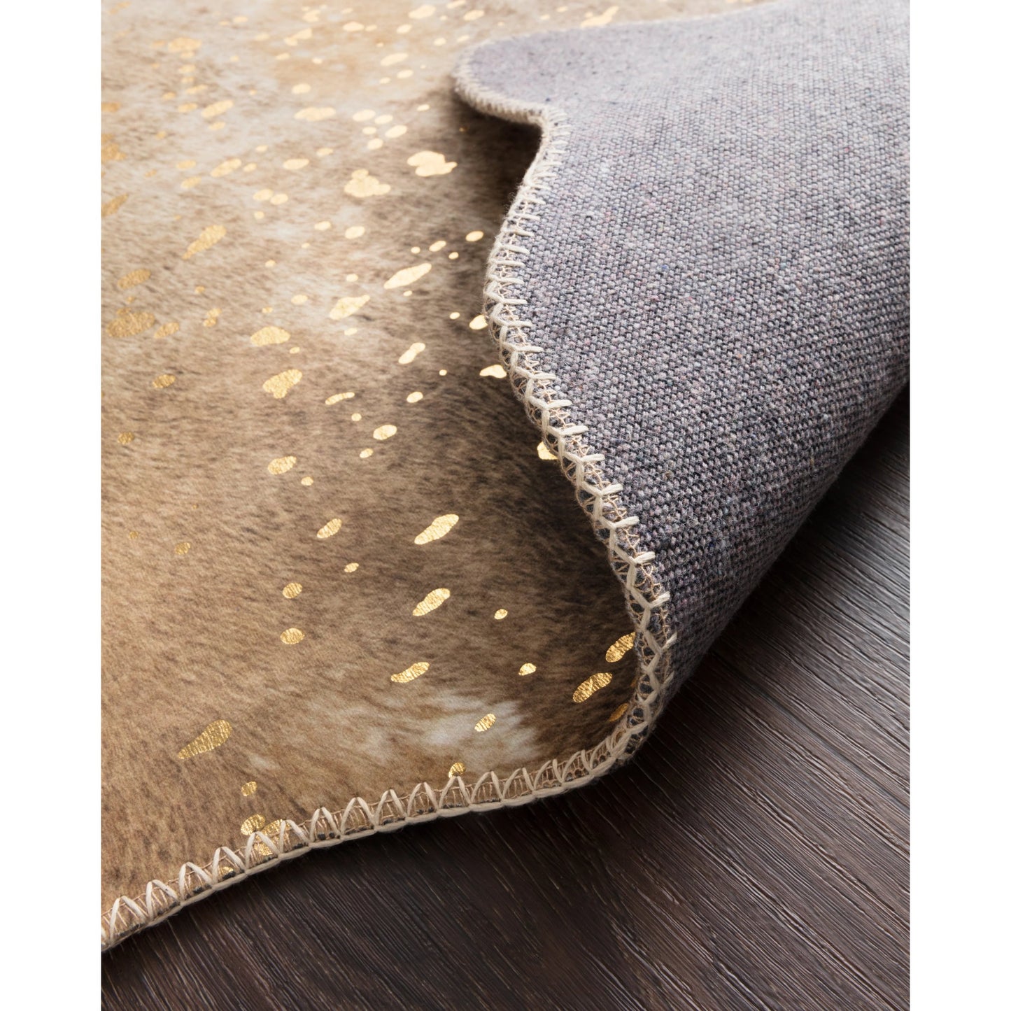 002 101708-43070,101708-43071 | Closeup | Odessa ODE-01 Rug by Loloi in mocha, sand. Made from 100% polyester in a rustic style.