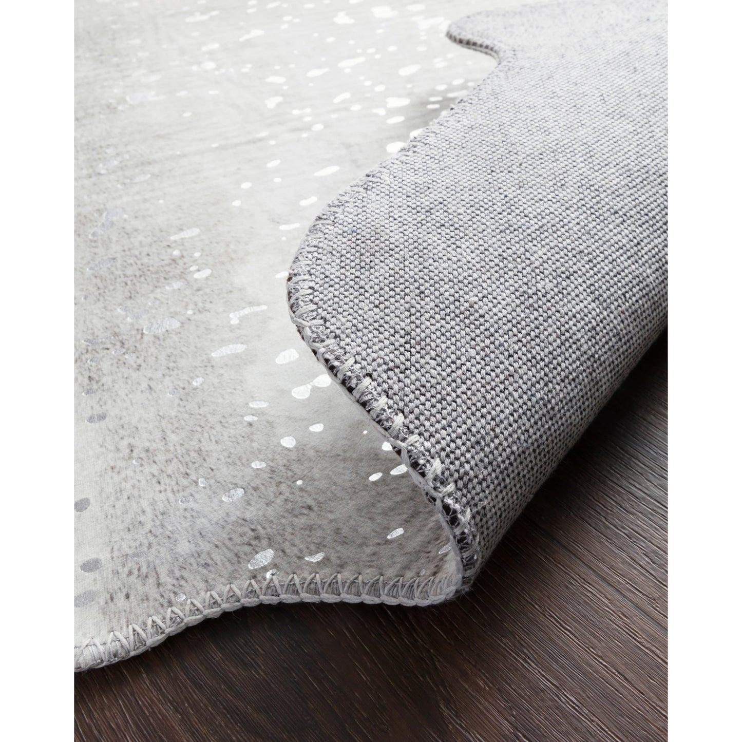 002 101709-43070,101709-43071 | Closeup | Odessa ODE-02 Rug by Loloi in silver, gray. Made from 100% polyester in a rustic style.