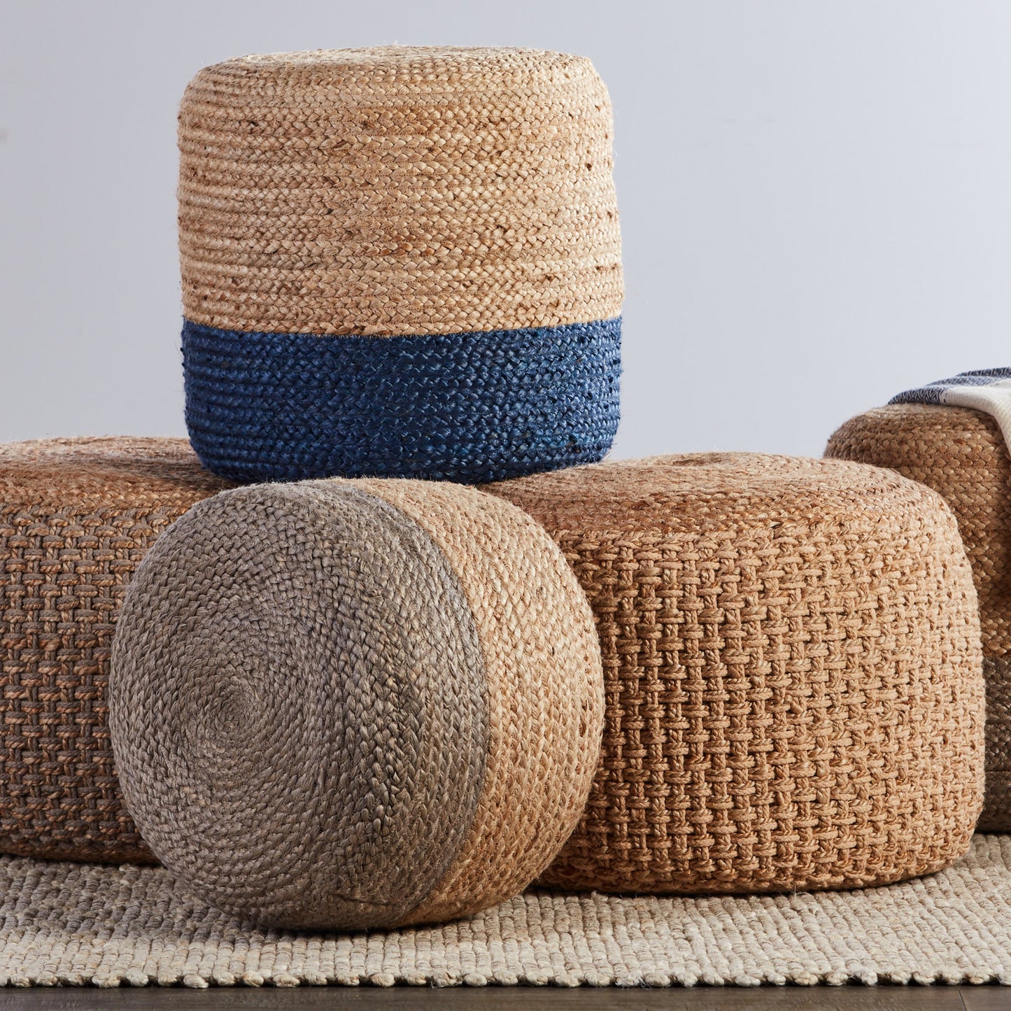 005 SR-861826 | Closeup | Saba SAA20 Pouf by Jaipur Living. Made from 70% jute 30% cotton in a coastal style.