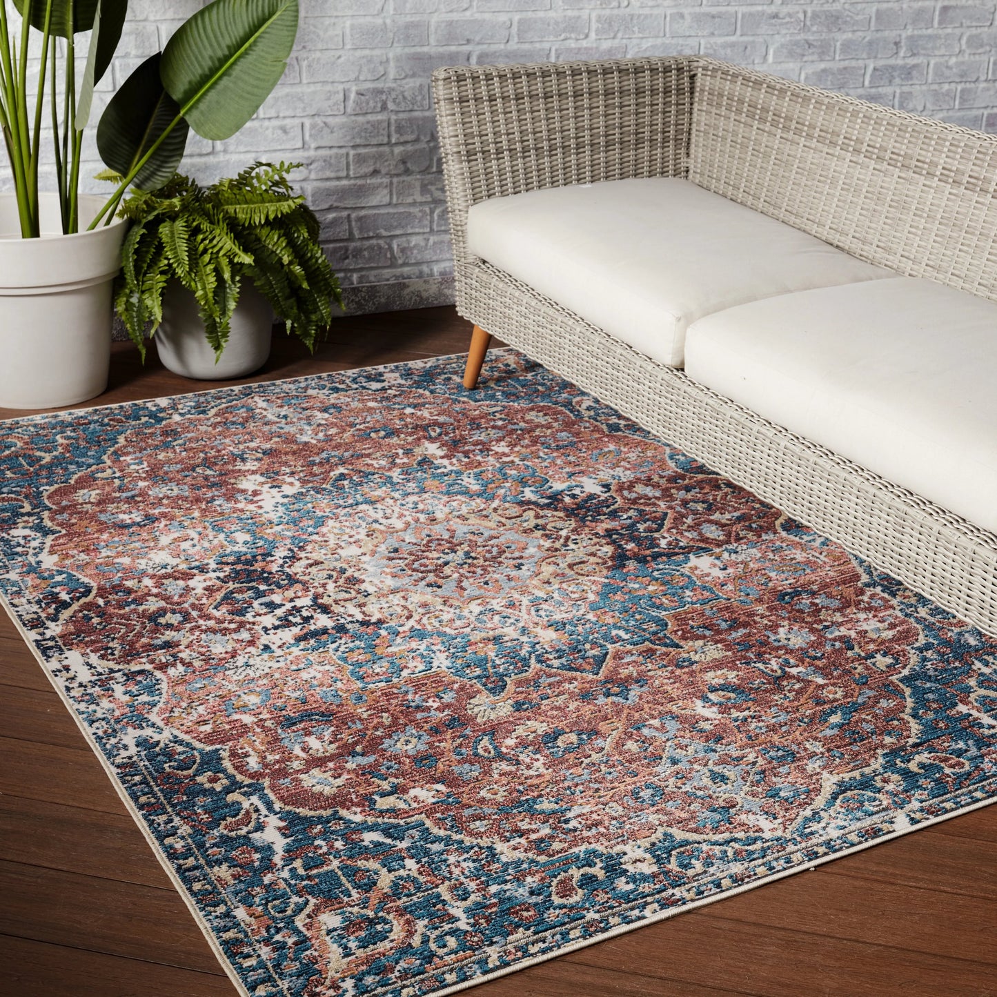 023 SI-1781404,SI-1781405,SI-1781406,SI-1781407,SI-1781408 | Lifestyle | Akela Rug by Vibe by Jaipur Living. Made from 78% polyester 22% polyester shrink in a unique style.