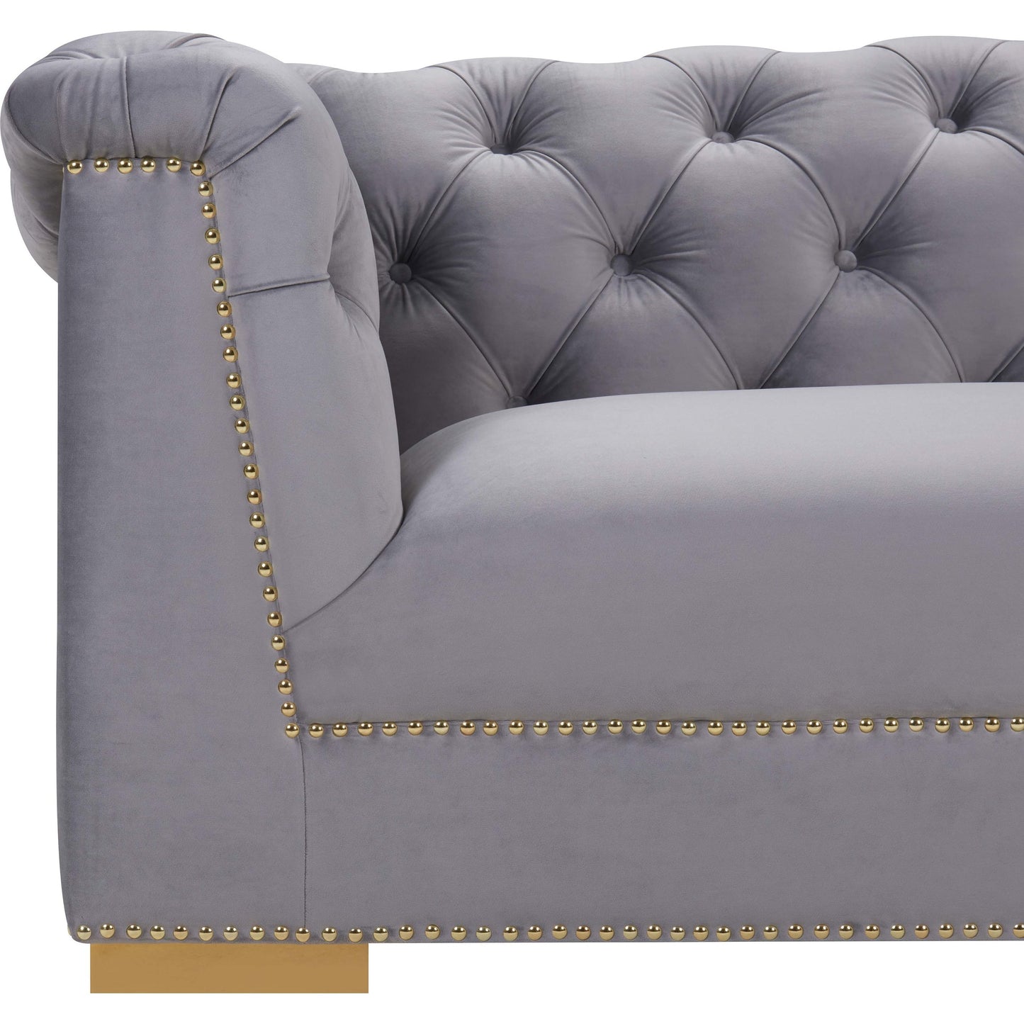 007 SR-389631 | Additional Silo | Farah Classic Sofa by TOV Furniture. Made from velvet in a traditional style.