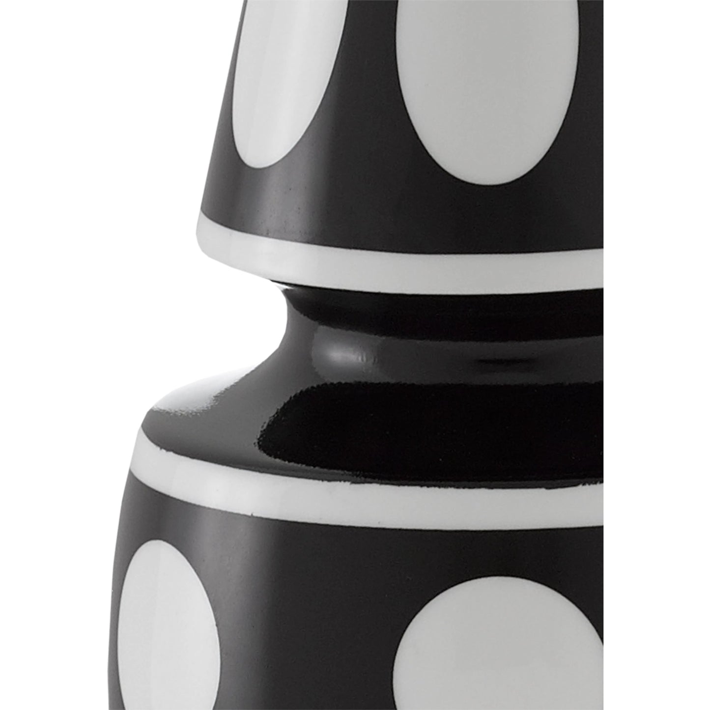 002 SR-890095 | Closeup | De Luca I Vase by Currey and Company in black, white. Made from porcelain in a modern style.