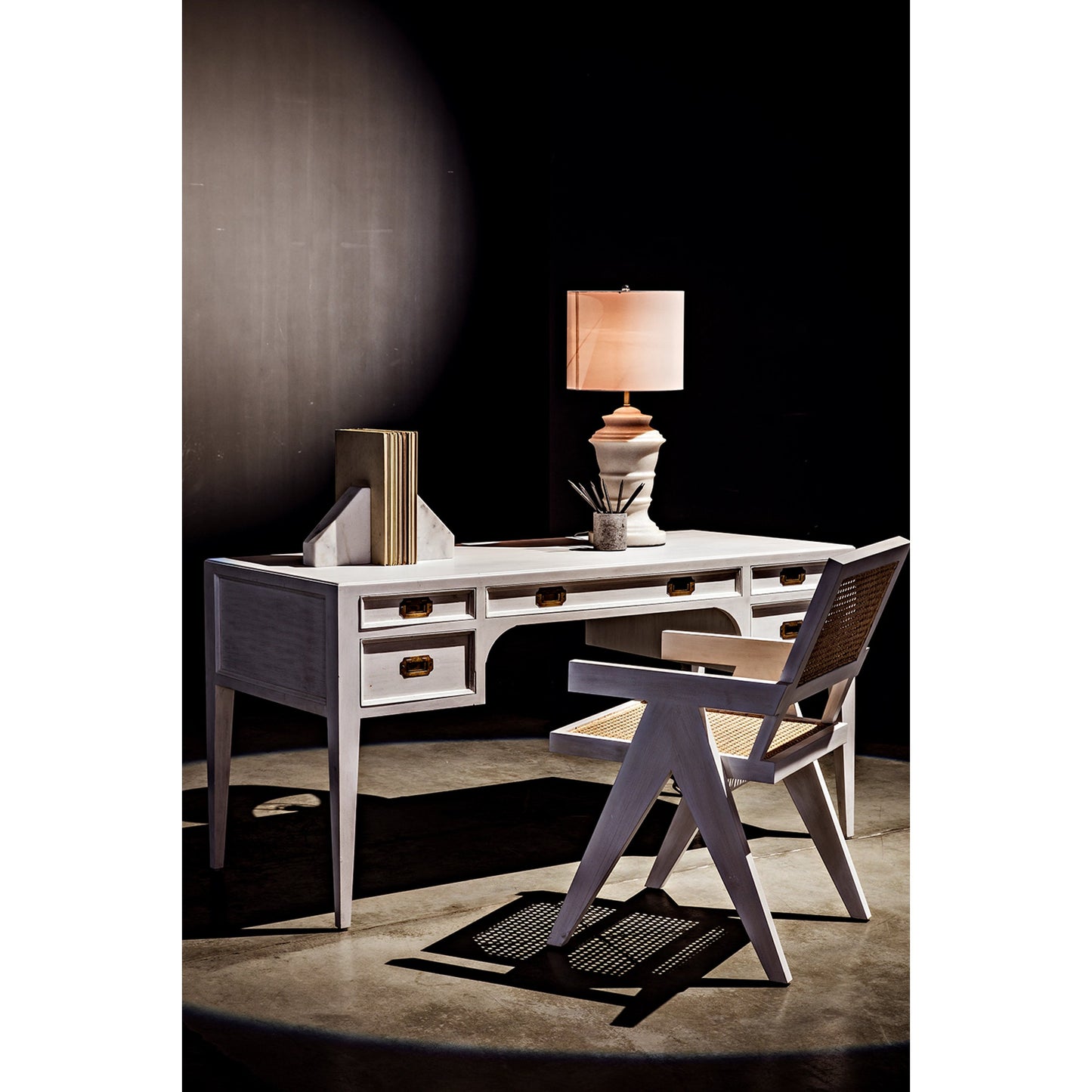 003 SI-2130218 | Lifestyle | Slide Bookends by Noir in natural. Made from bianco crown marble in a modern style.