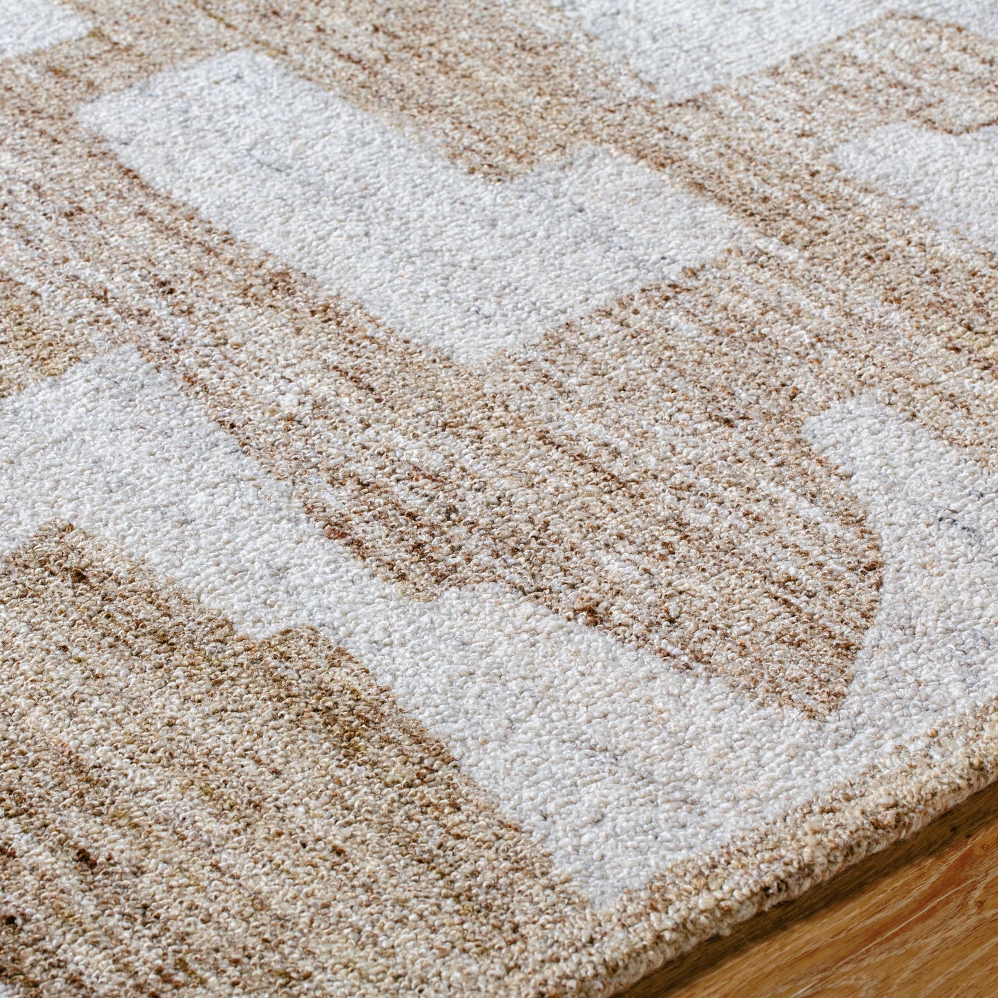 010 SI-2164978,SI-2164979,SI-2164980,SI-2164981 | Closeup | Andes Rug - 532815 by Livabliss. Made from polyester in a unique style.