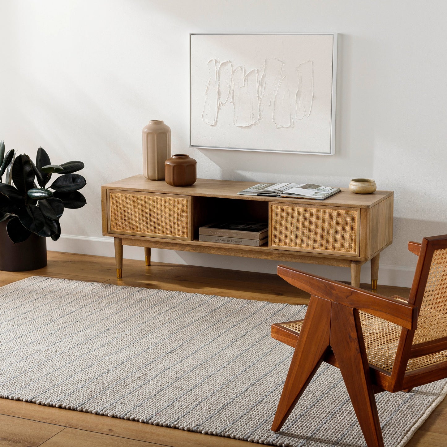 005 SI-1921792,SI-1921794,SI-1921795 | Lifestyle | Ahlat Rug - 32457 by Livabliss in light blue, cream. Made from main: 80% wool, main: 20% cotton in a unique style.