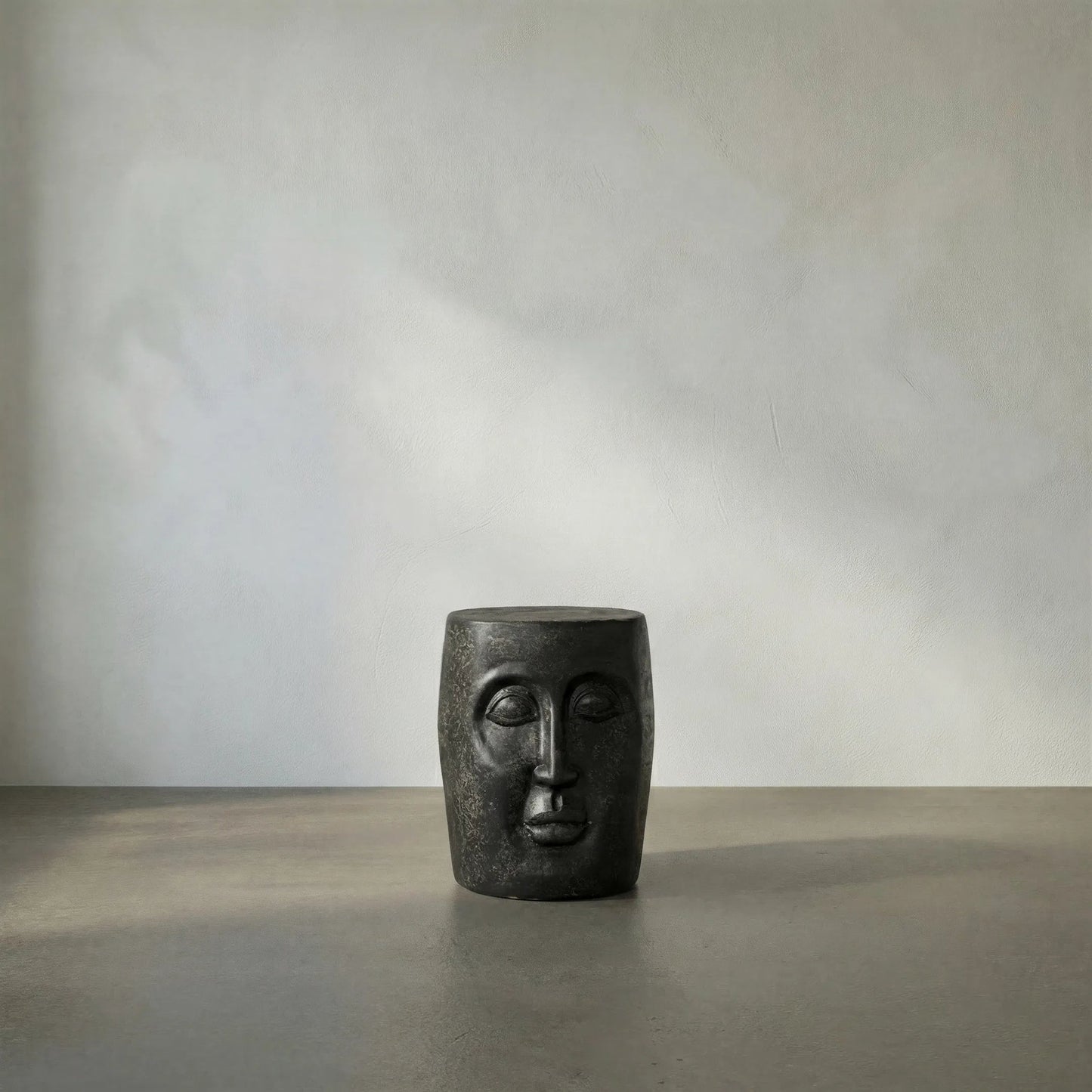 010 SR-834024 | Lifestyle | Head Side Table by Noir in black. Made from fiber cement in a eclectic & global style.