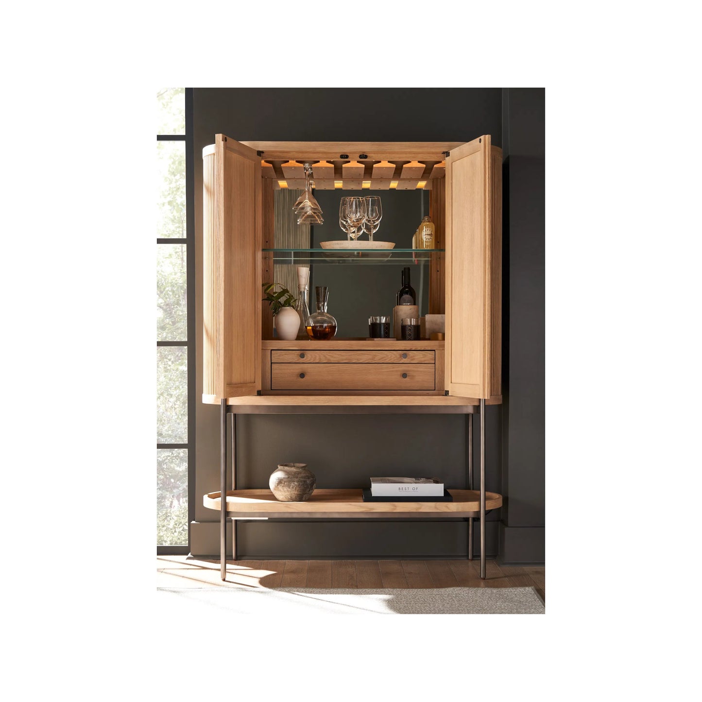 005 SI-2195644 | Lifestyle | Modern Linnea Bar Cabinet by Universal Furniture in natural oak. Made from unique in a unique style.