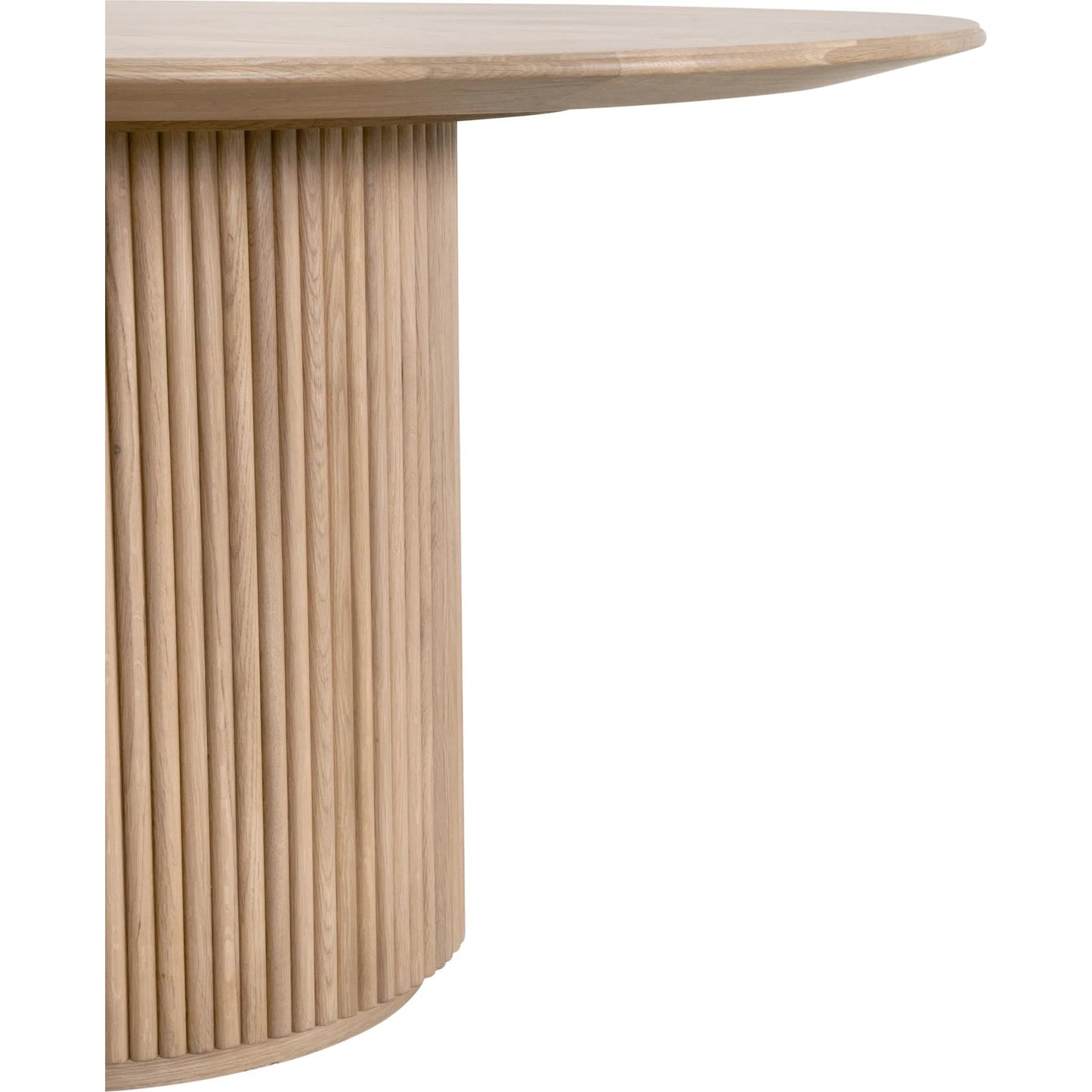 005 SI-2292619 | Closeup | Belfast Dining Table by Essentials For Living in natural oak. Made from solid oak wood, oak veneer, mdf, plywood in a transitional style.