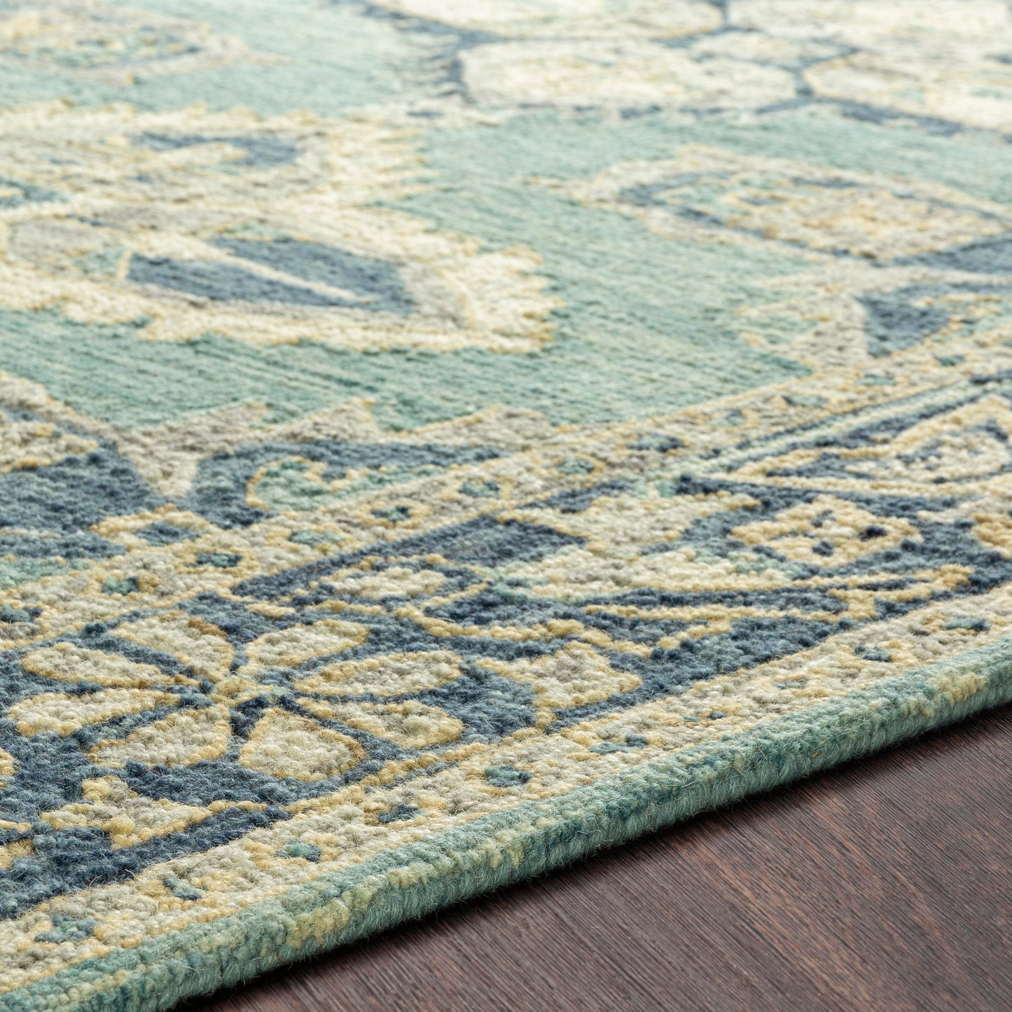 003 97701-40237,97701-40238,97701-40239 | Closeup | Bonifate Rug - 22104 by Surya in aqua, denim. Made from 100% wool in a unique style.