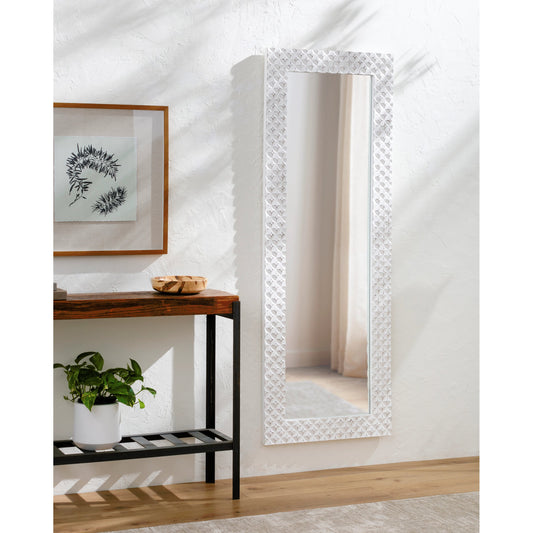 Beluga Mirror - 32893 by Surya in white and white. Made from frame: wood, substrate: manufactured wood in a modern style.