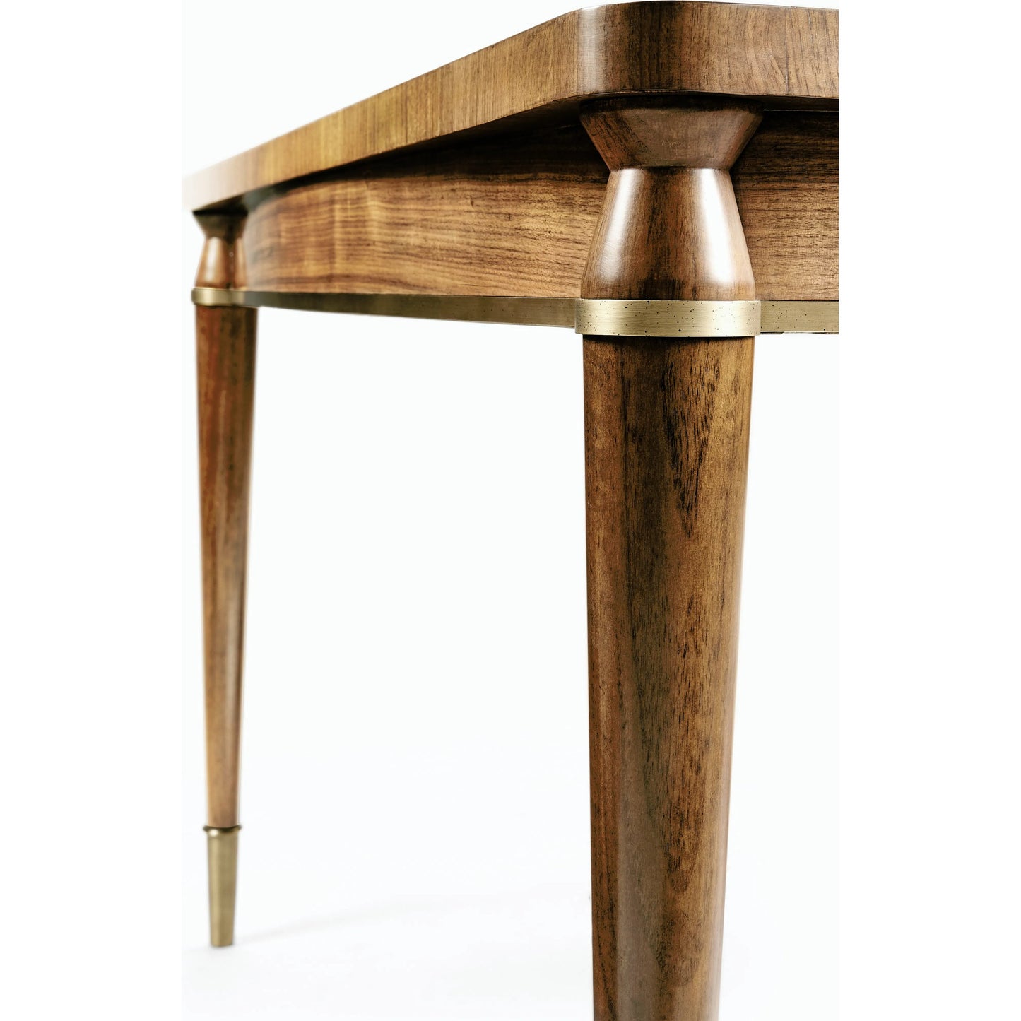 007 SI-1991091 | Closeup | Toulouse Walnut Dining Table by Jonathan Charles in walnut. Made from walnut quarter figured veneer in a modern style.