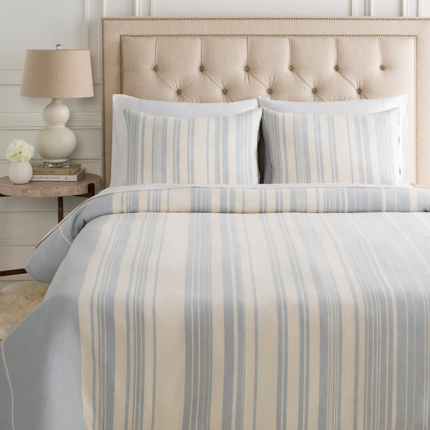 004 SI-1877569 | Lifestyle | Baris - 11887 by Surya. Made from 55% linen, 45% cotton in a traditional style.