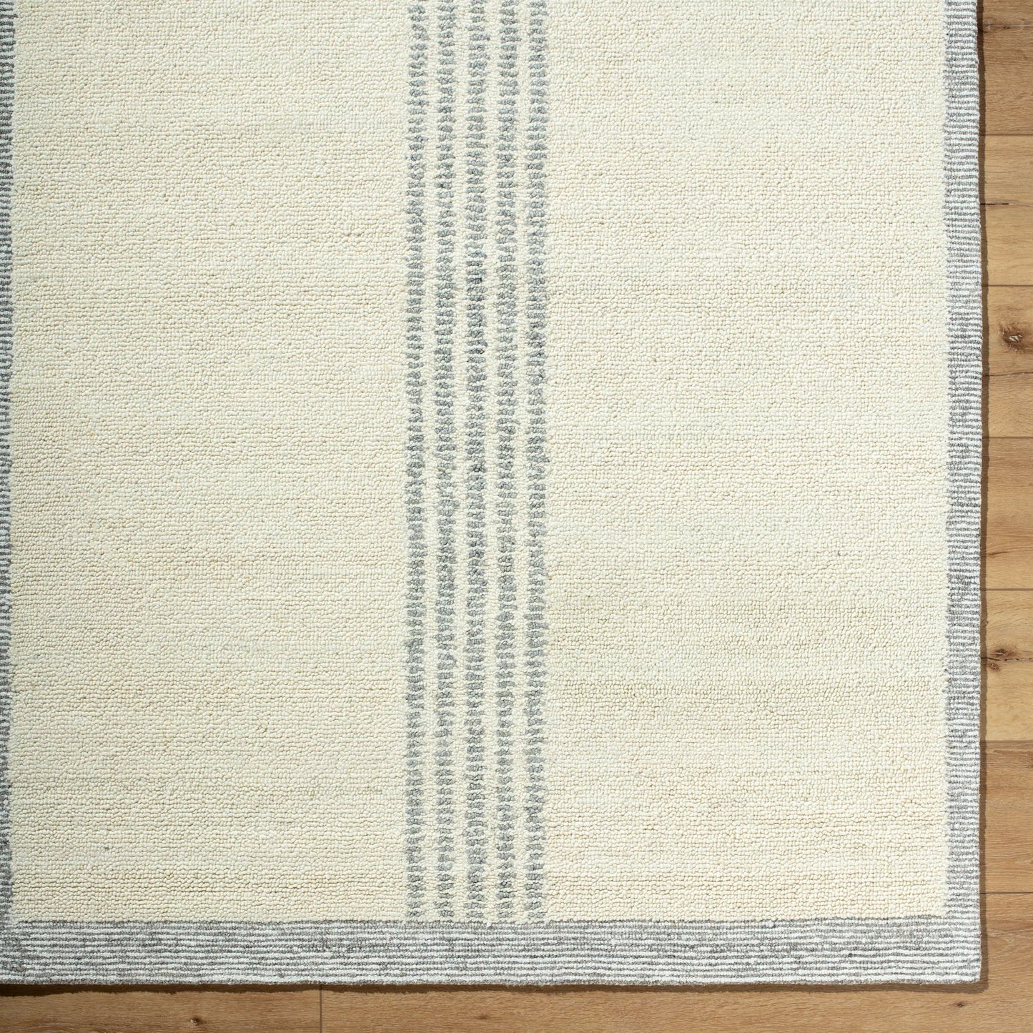 007 SI-2167314,SI-2167315,SI-2167316,SI-2167317 | Closeup | Brook Rug - 10445 by Livabliss. Made from wool in a unique style.