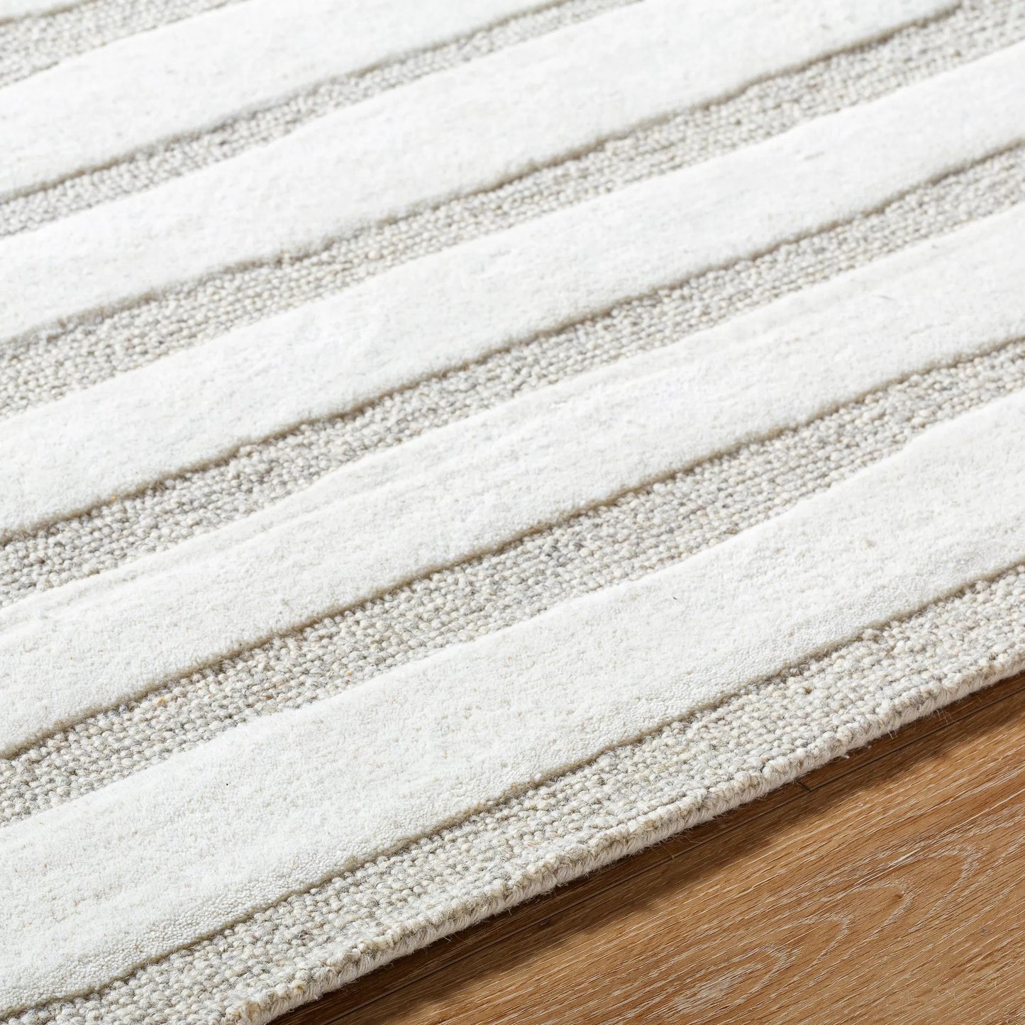007 SI-2167581,SI-2167582,SI-2167583,SI-2167584 | Closeup | Brook Rug - 485576 by Livabliss. Made from wool in a unique style.