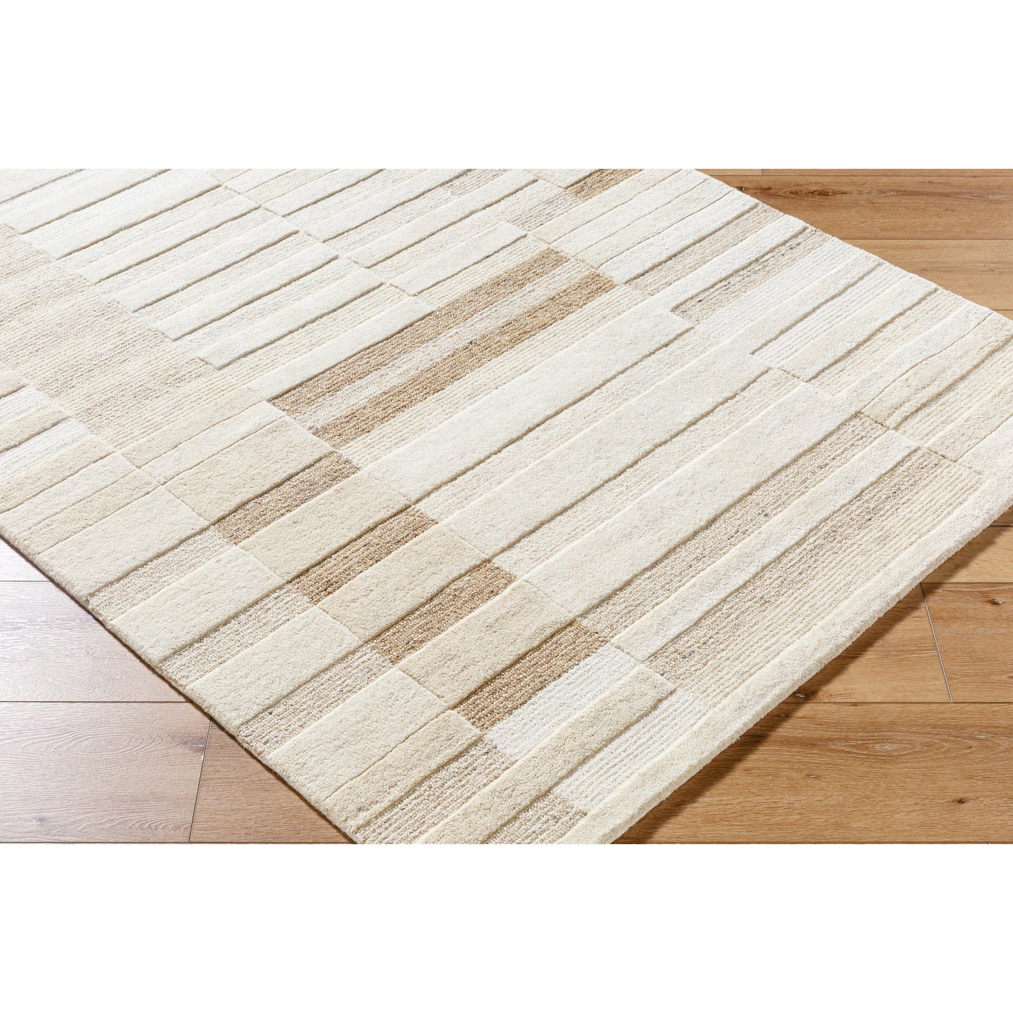 002 SI-2167990,SI-2167991,SI-2167992 | Closeup | Brook Rug - 530267 by Livabliss in light silver, ash. Made from wool in a unique style.