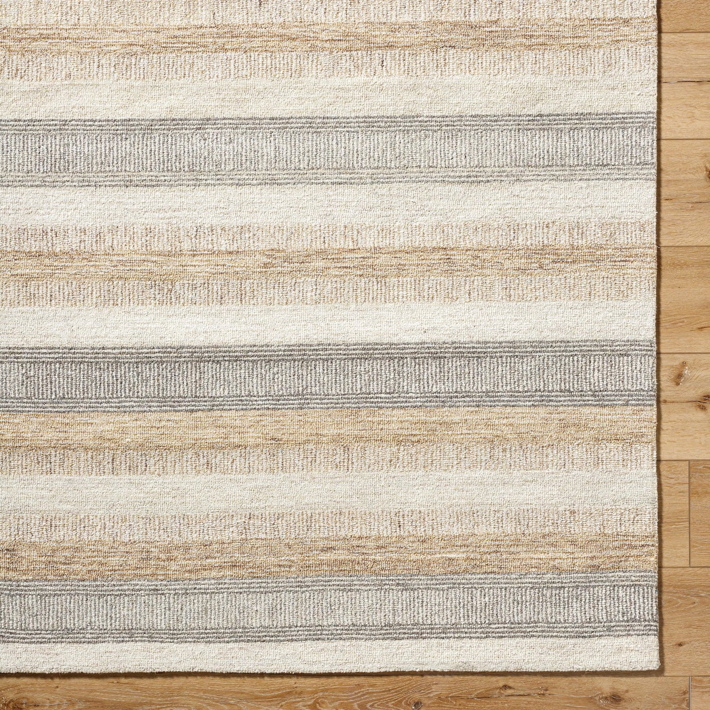 006 SI-2168048,SI-2168049,SI-2168050 | Closeup | Bournemouth Rug - 530992 by Livabliss in light silver, ash, warm grey, silver, metallic - silver. Made from wool in a unique style.