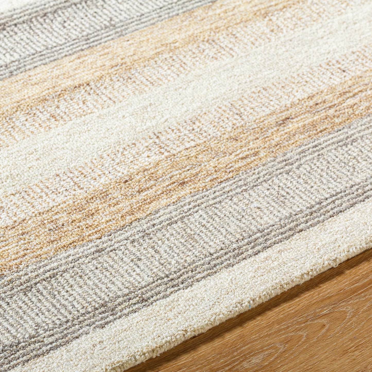 005 SI-2168048,SI-2168049,SI-2168050 | Closeup | Bournemouth Rug - 530992 by Livabliss in light silver, ash, warm grey, silver, metallic - silver. Made from wool in a unique style.