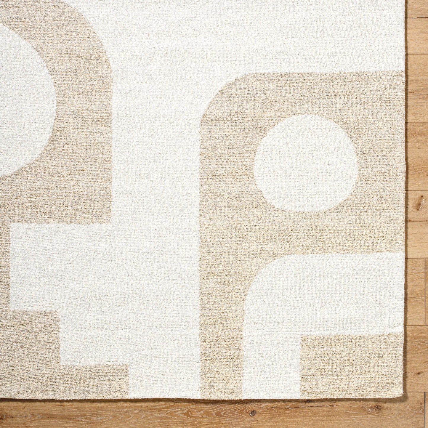 006 SI-2168078,SI-2168079,SI-2168080 | Closeup | Bournemouth Rug - 531088 by Livabliss in off-white, pearl, ash. Made from wool in a unique style.