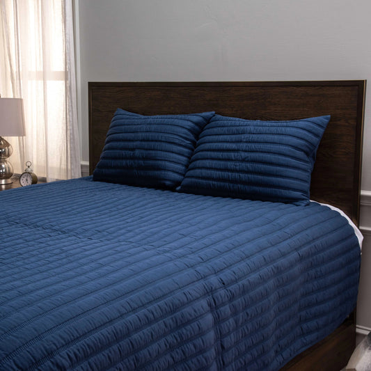 Guam Bedding by HedgeApple Essentials. Made from polyester, cotton sateen ( cotton) in a modern style.