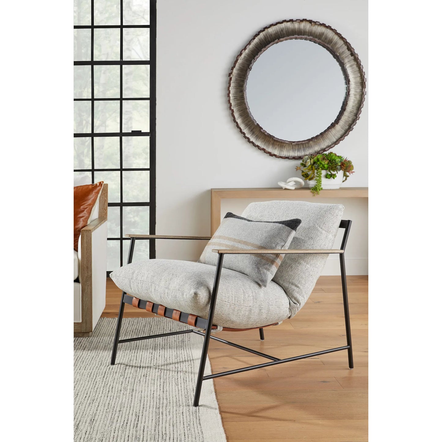 028 SI-2138241 | Lifestyle | Brando Club Chair by Essentials For Living. Made from unique in a transitional style.