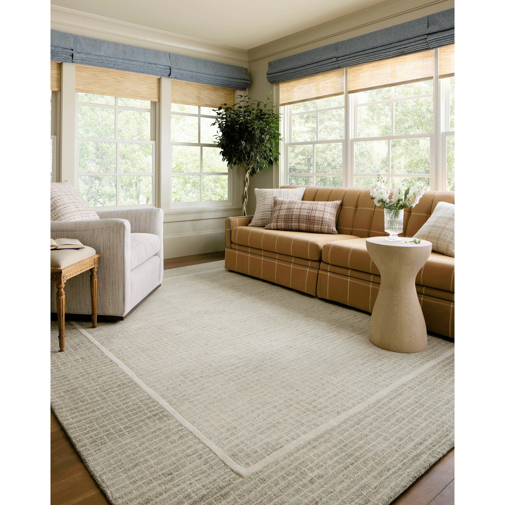 Briggs BRG-01 Rug by Chris Loves Julia x Loloi. Made from 100% wool in a unique style.
