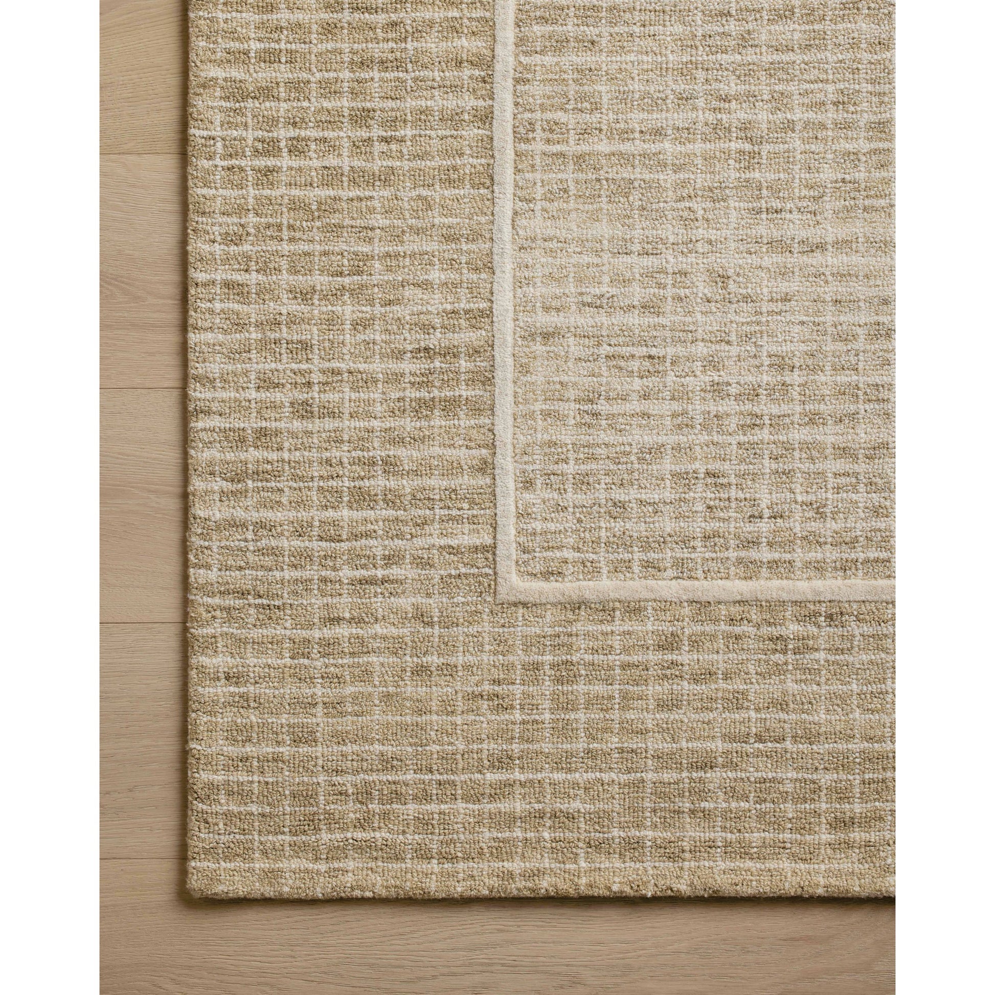 Briggs BRG-01 Rug by Chris Loves Julia x Loloi. Made from 100% wool in a unique style.