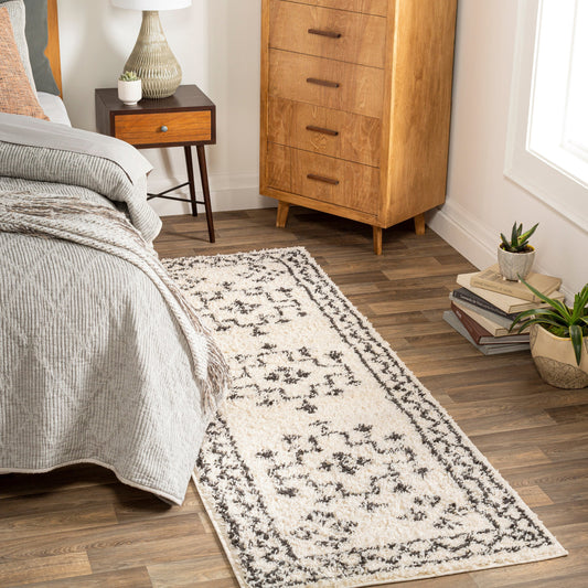 Beni BSH-2320 Shag Rug by Livabliss in black, cream. Made from 100% polypropylene in a traditional style.