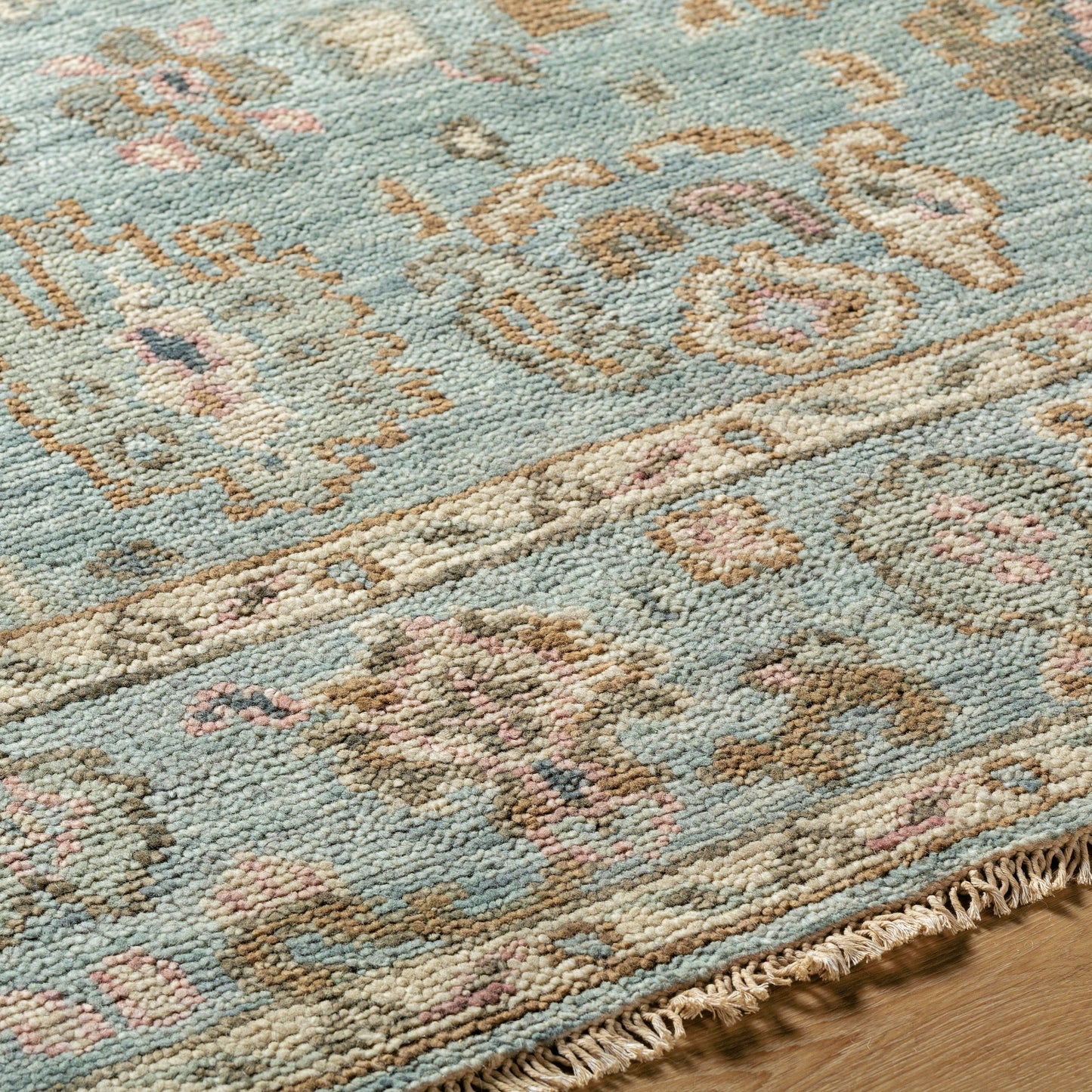 004 SI-1877805,SI-1877806,SI-1877807,SI-1877808,SI-1877809 | Closeup | Biscayne Rug - 25932 by Surya in peach, dusty sage. Made from 100% new zealand wool in a unique style.