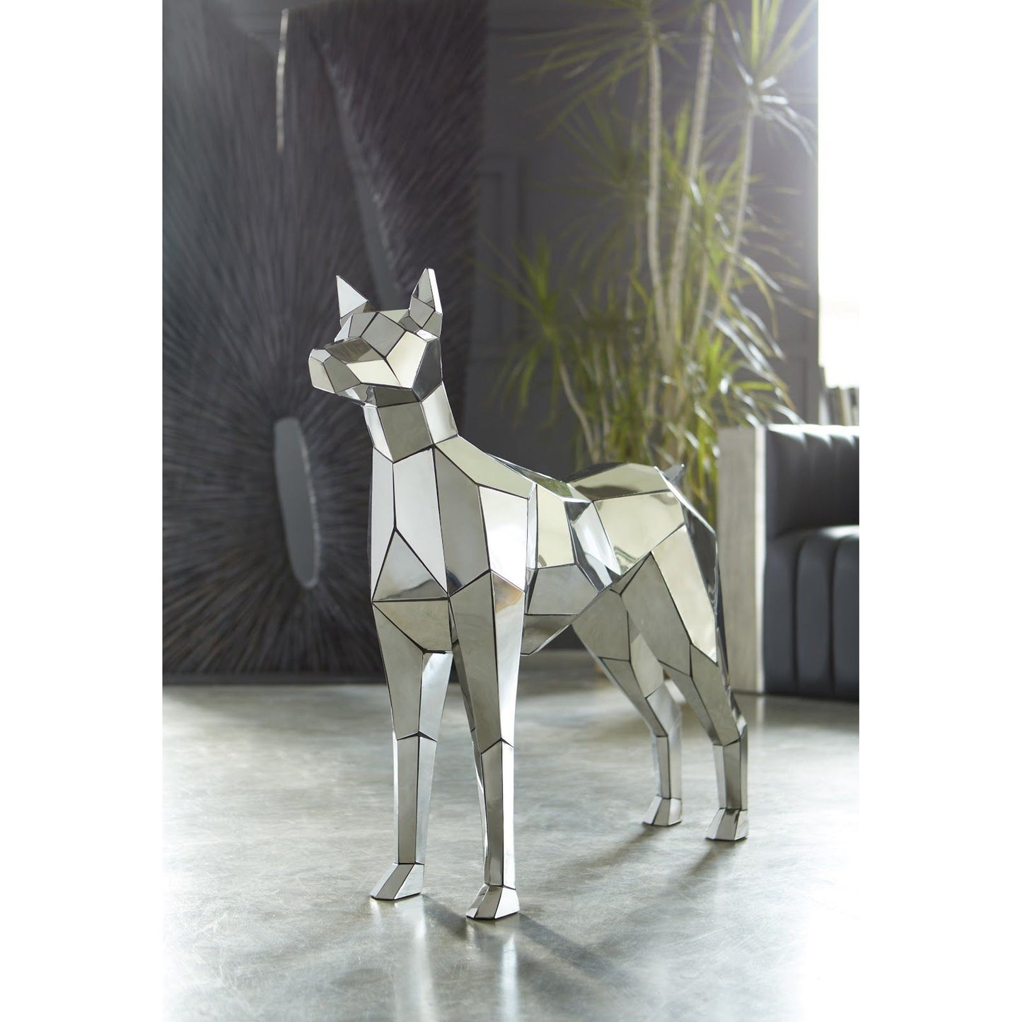 005 SR-820290 | Lifestyle | Crazy Cut Dog by Phillips Collection in silver. Made from metal in a modern style.