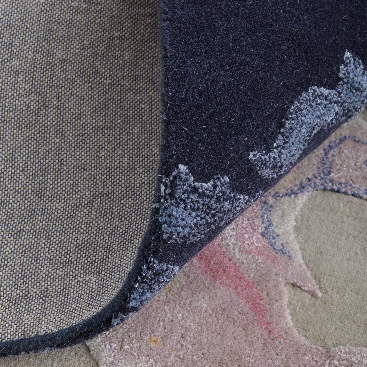 003 SI-2238434,SI-2238435,SI-2238436,SI-2238437,SI-2259676,SI-2378818 | Closeup | Kawai Rug - KAW8985F by Feizy in pink, blue, ivory. Made from wool, viscose in a unique style.