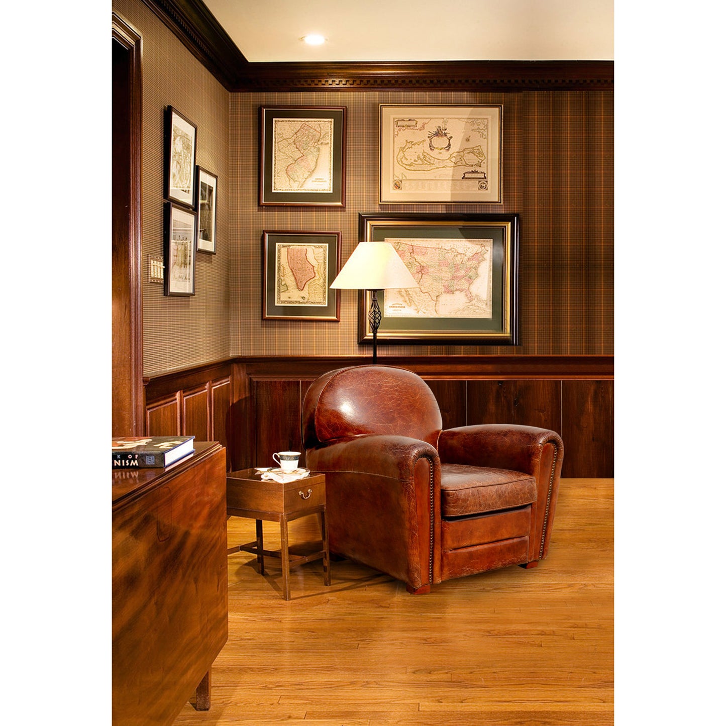 008 SR-702402 | Lifestyle | Genuine Paris Club Chair by Pasargad Home in brown. Made from leather in a rustic style.