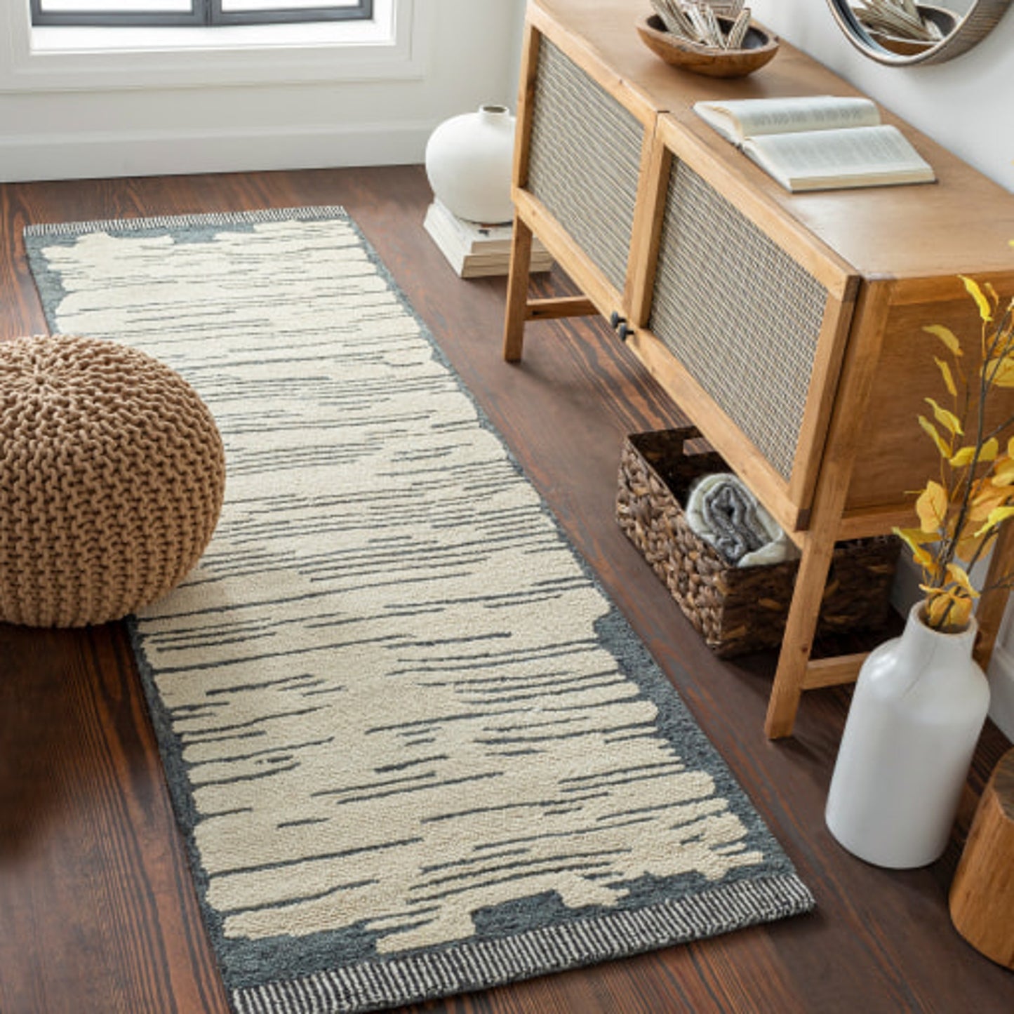 012 SI-1826326 | Lifestyle | Cherokee Rug - 30181 by Livabliss in oatmeal, charcoal, black, cream. Made from 100% wool in a unique style.