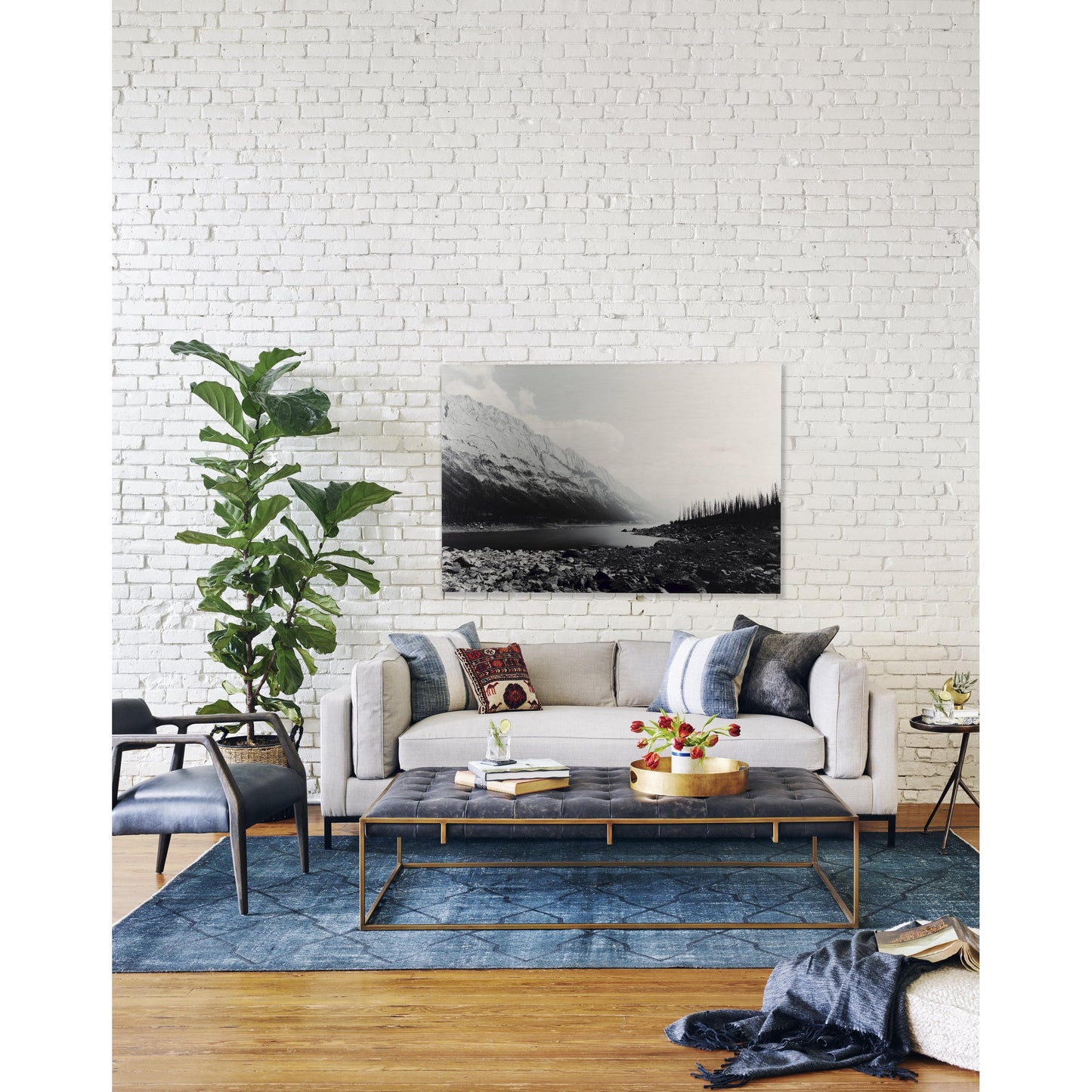 015 S-258352 | Lifestyle | Oxford Coffee Table by Four Hands in rialto ebony and antique brass. Made from top grain leather, iron, 100% polyester in a modern style.