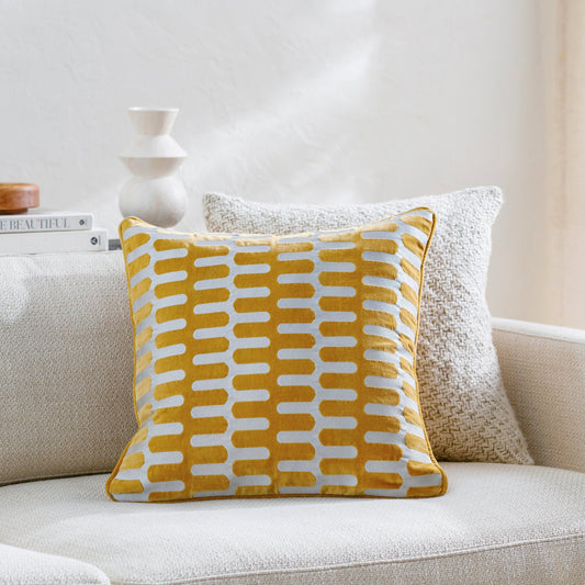 Connecticut Pillow - 485991 by Surya. Made from front: 100% cotton, back: 100% cotton in a modern style.