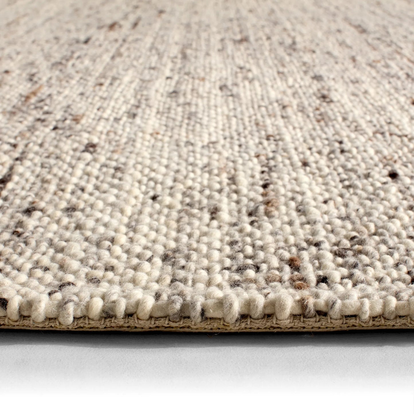 004 SI-2472745 | Closeup | Cambridge CMB02 Rug by Jaipur Living in gray, ivory, white. Made from 100% wool in a unique style.