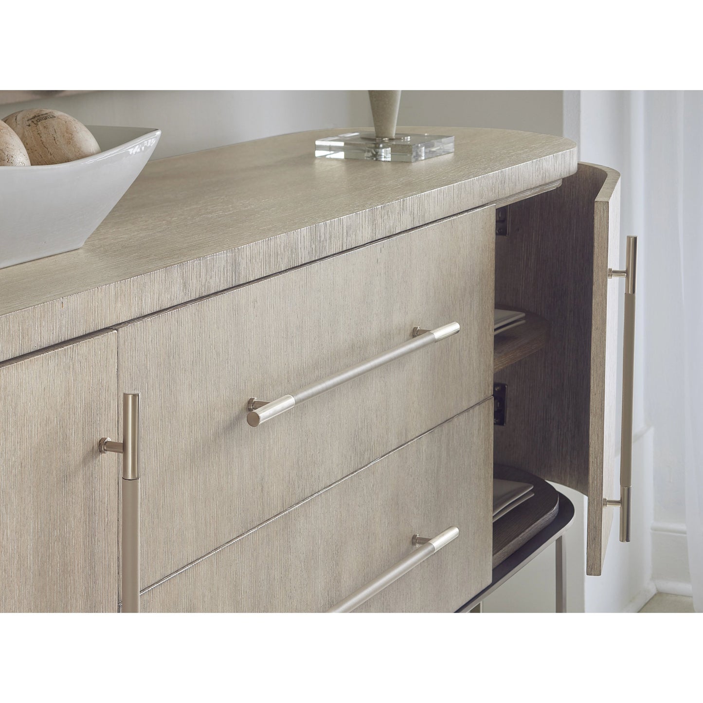 012 SI-2133643 | Lifestyle | Modern Mood Server by Hooker Furniture. Made from oak veneers, metal in a modern style.
