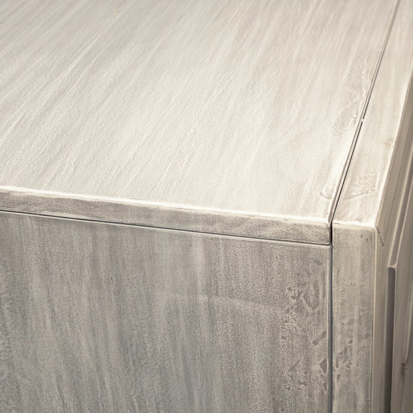 004 SI-2075455 | Closeup | Theia Dresser by Arch & Plane in white, grey and light grey wash finish. Made from pine wood in a modern style.