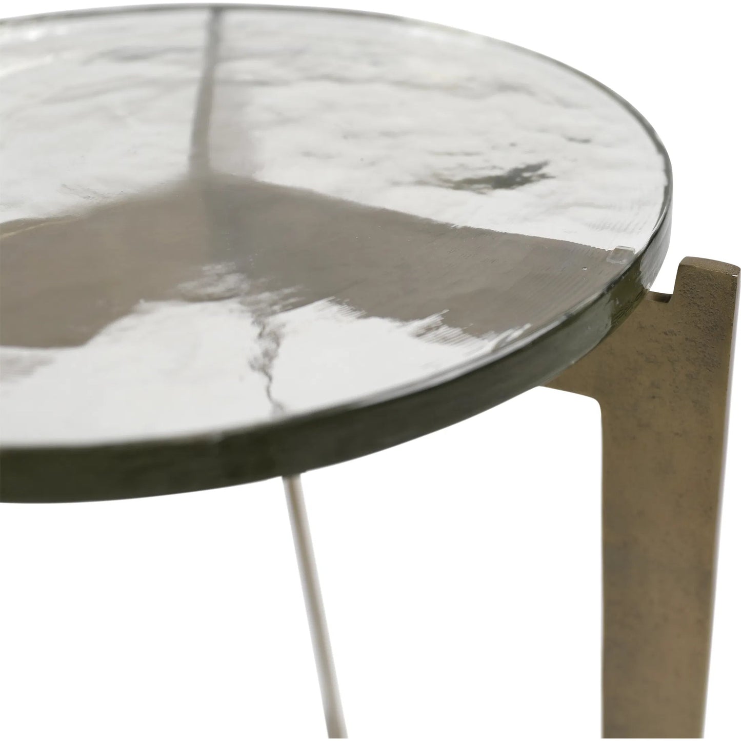 003 SI-2351144 | Closeup | Aretha Side Table by Arch & Plane in antique brass. Made from glass, aluminium in a modern style.